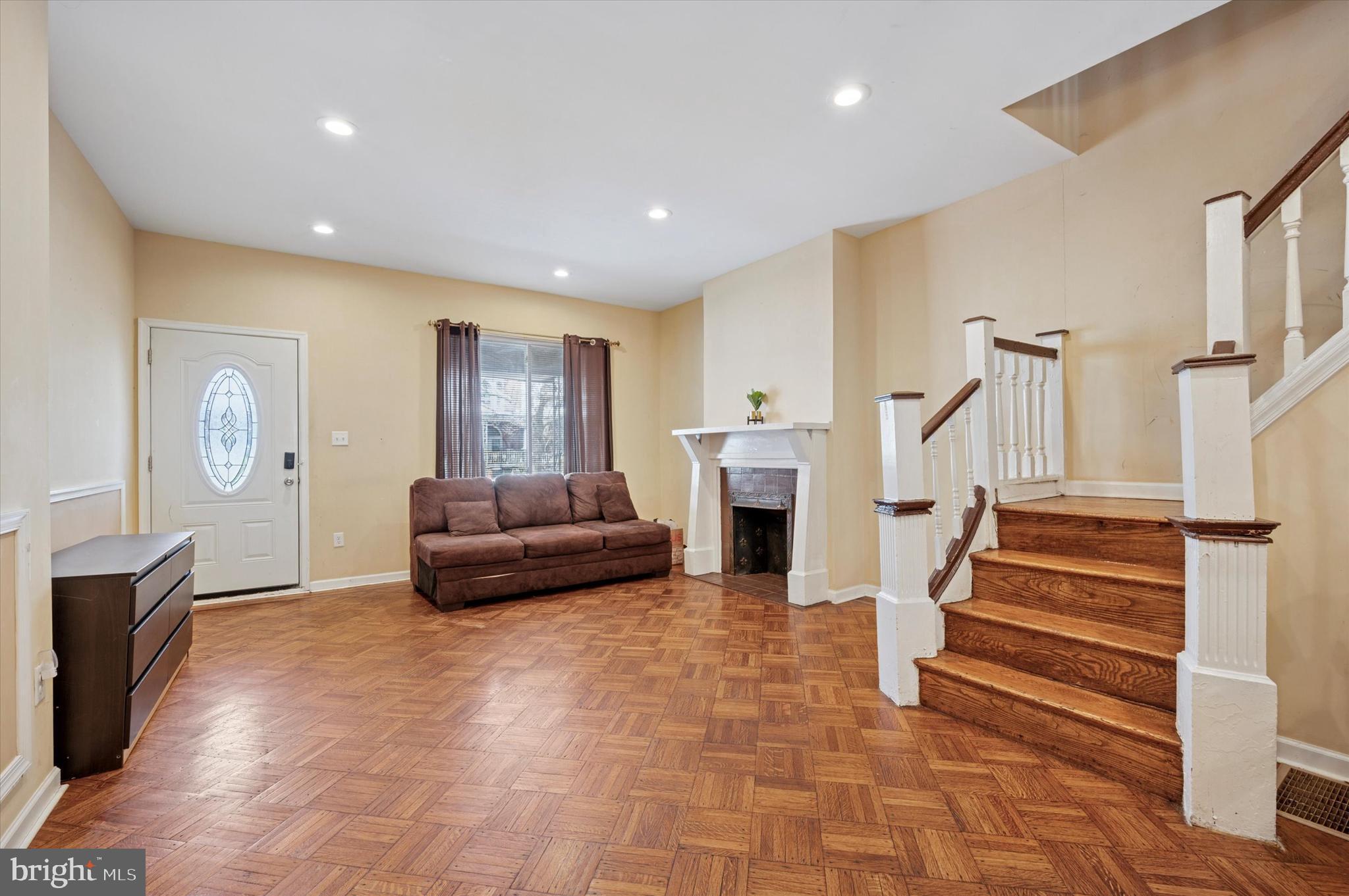 OVERBROOK - Residential