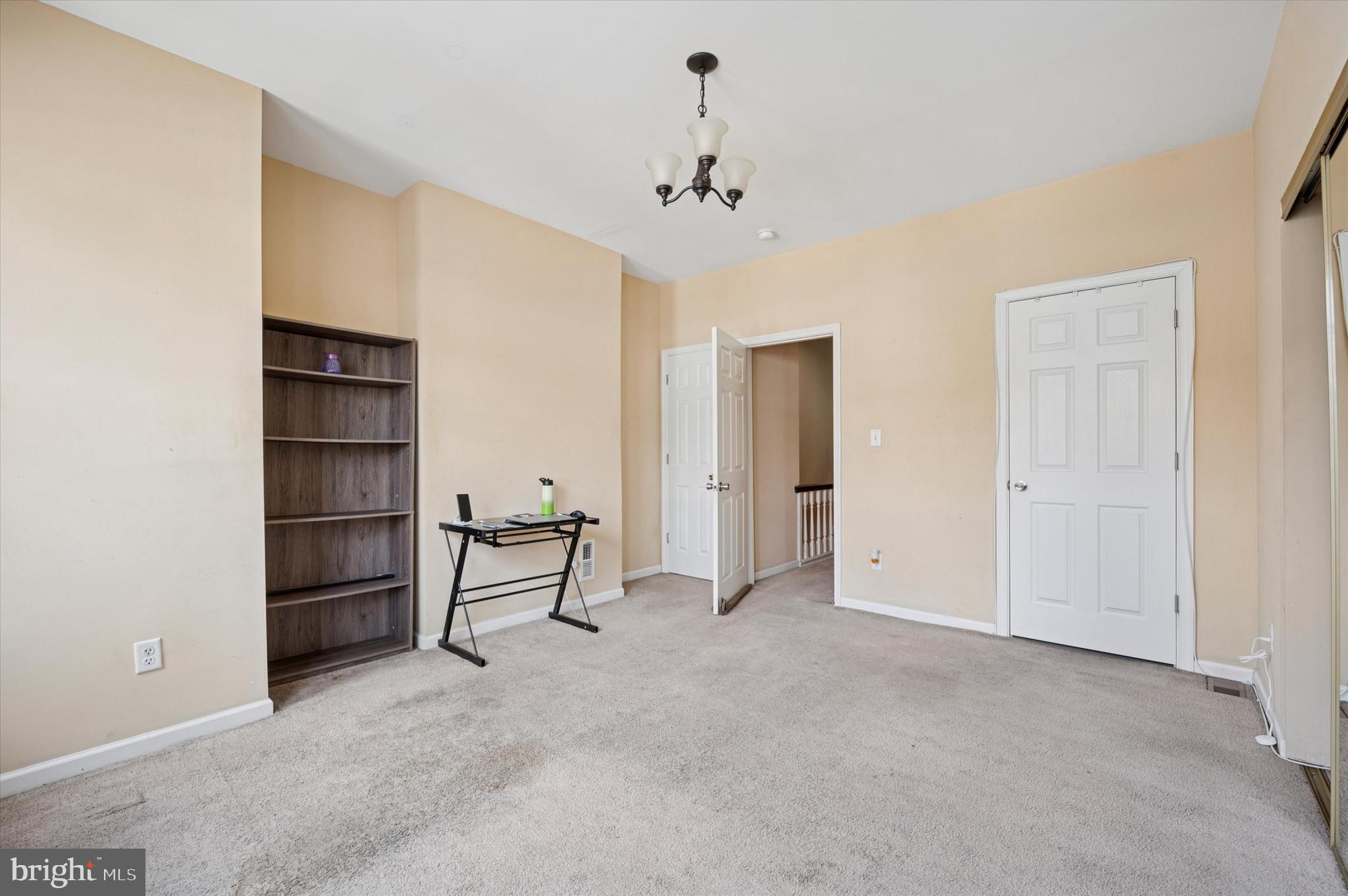 OVERBROOK - Residential