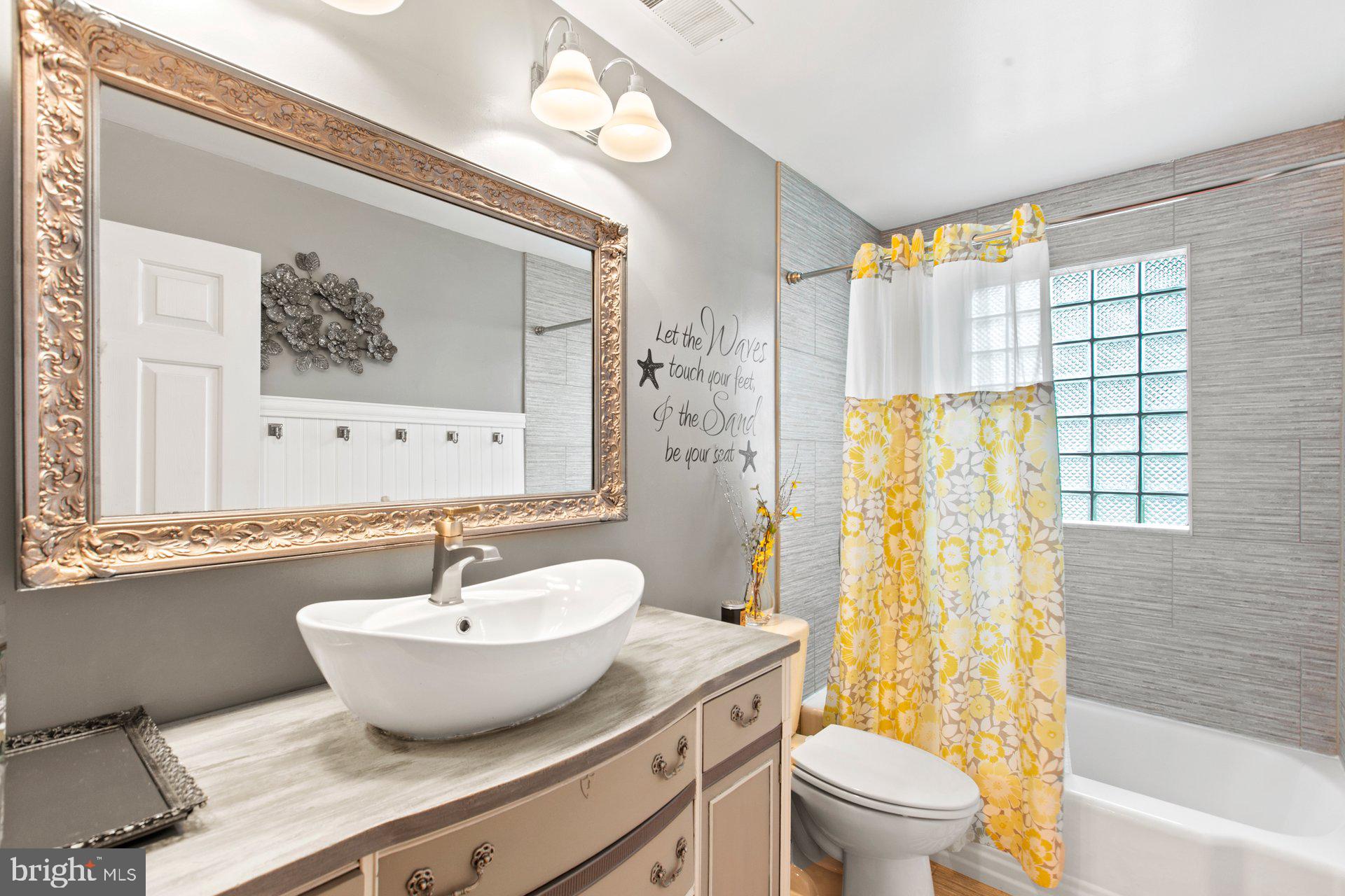 ST CLEMENTS SHORES - Residential