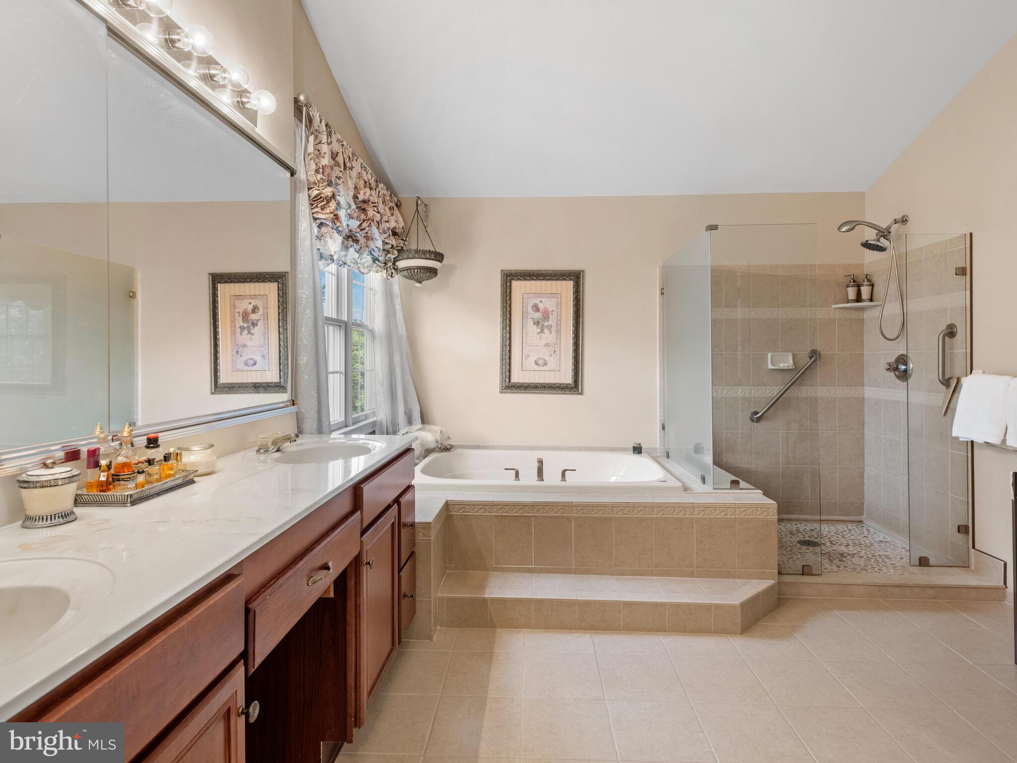 TATTERSALL - Residential