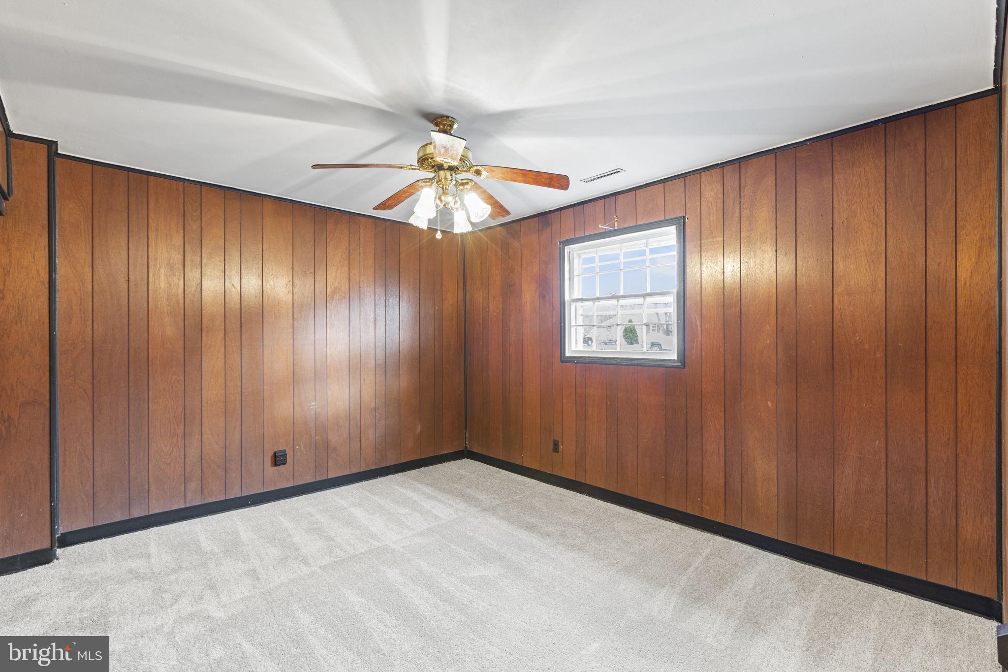 ESSEX SOUTH - Residential