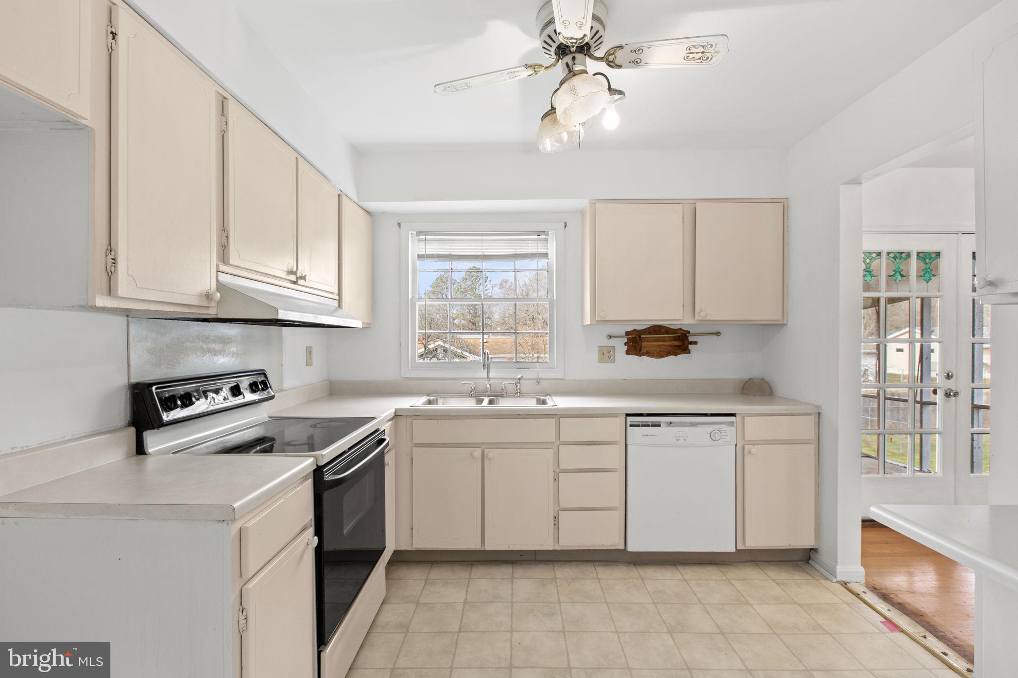 ESSEX SOUTH - Residential