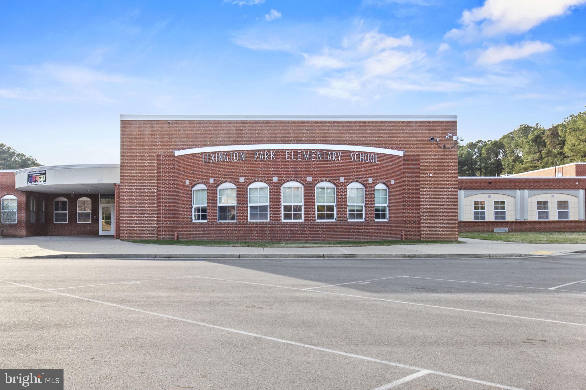 ESSEX SOUTH - Residential