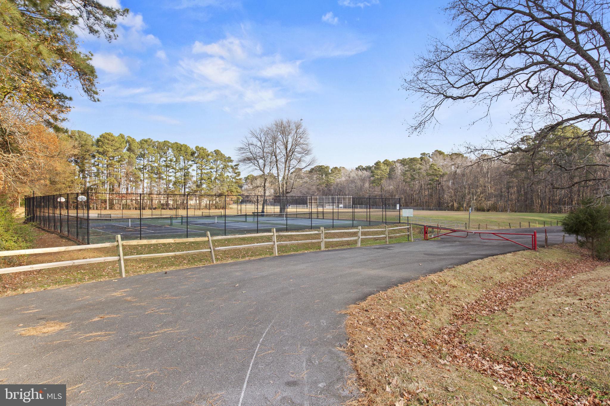 ESSEX SOUTH - Residential