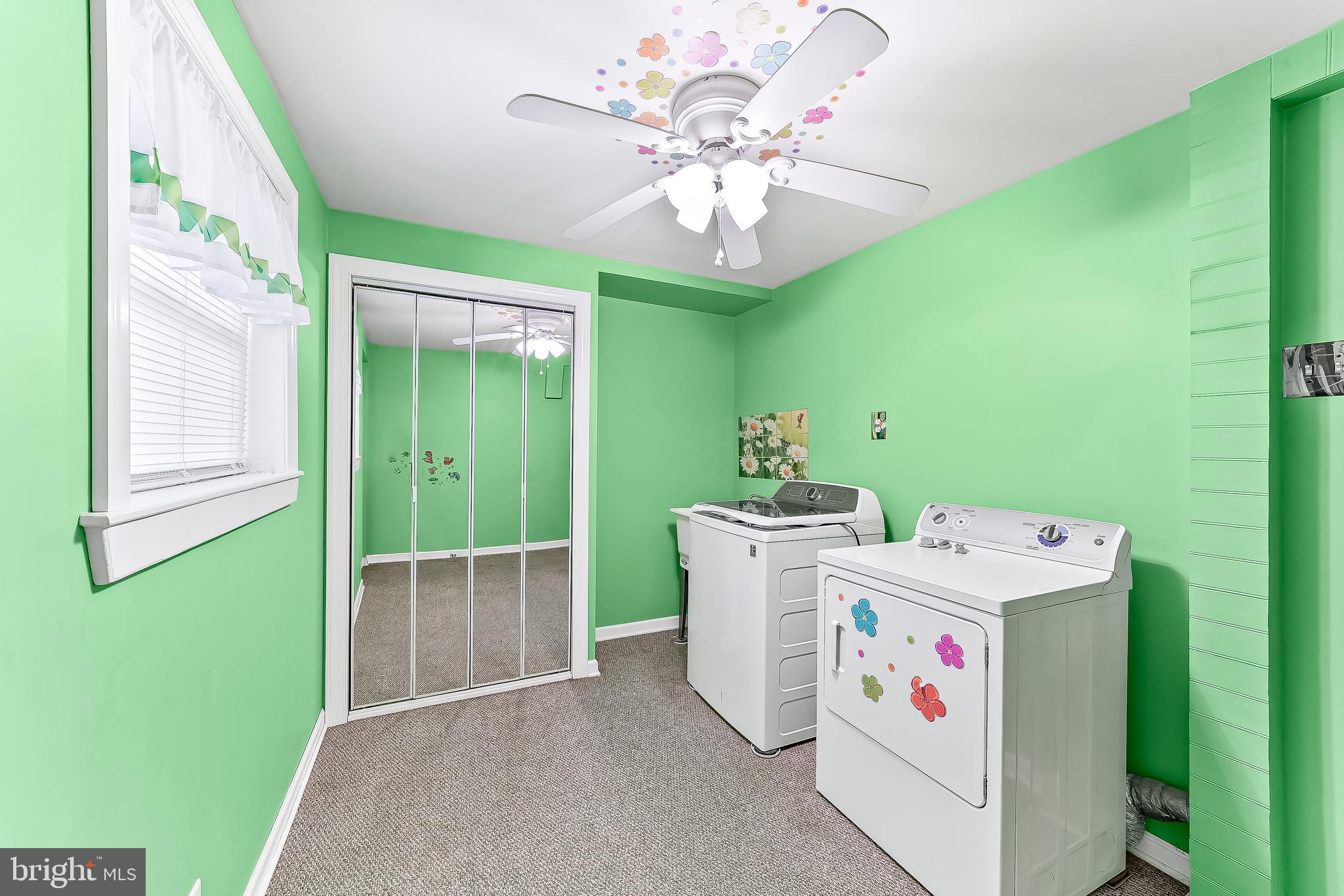 EAST FALLS - Residential