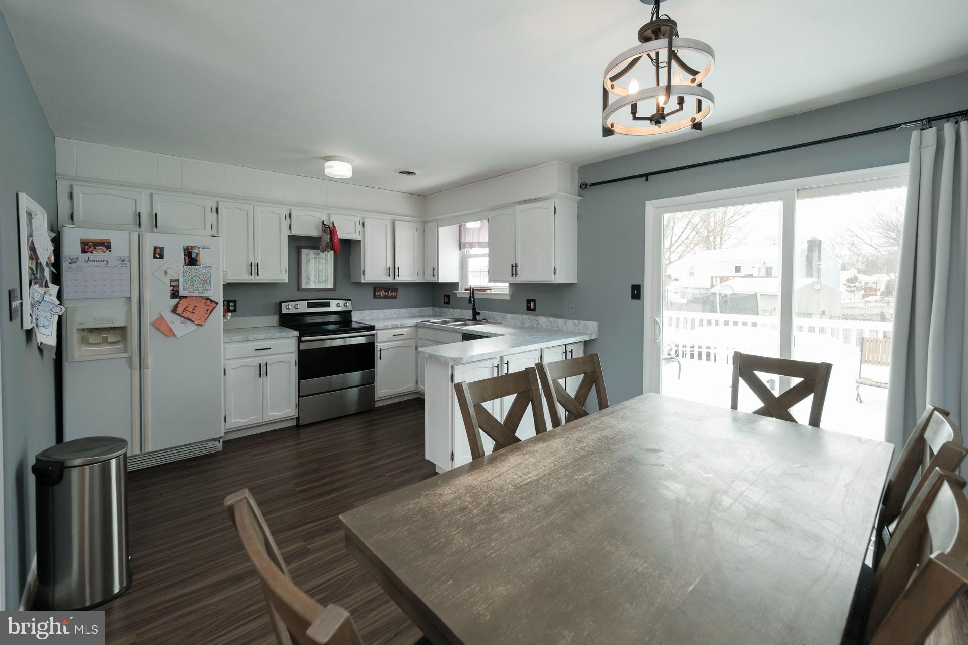 CHARMING DALE - Residential