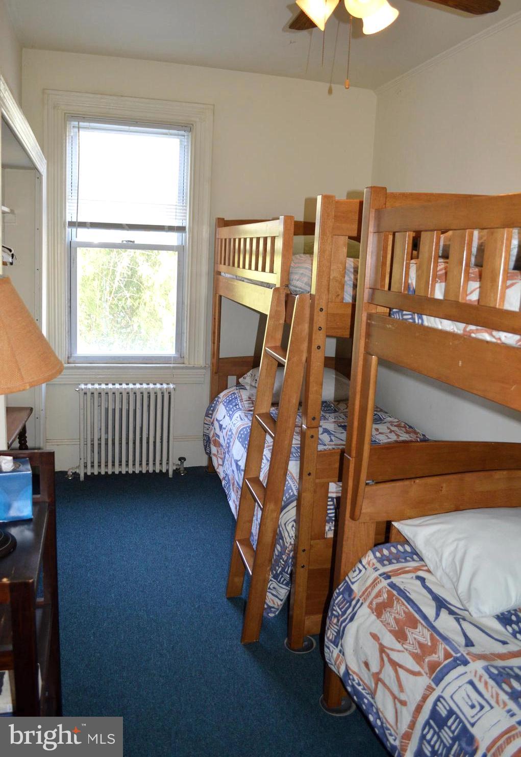 POOLESVILLE OUTSIDE - Residential