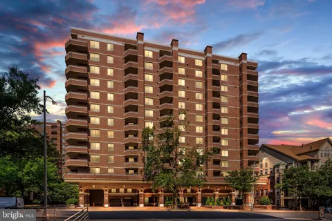 1276 N Wayne Street Unit 408, Arlington, VA MLS: VAAR2055362