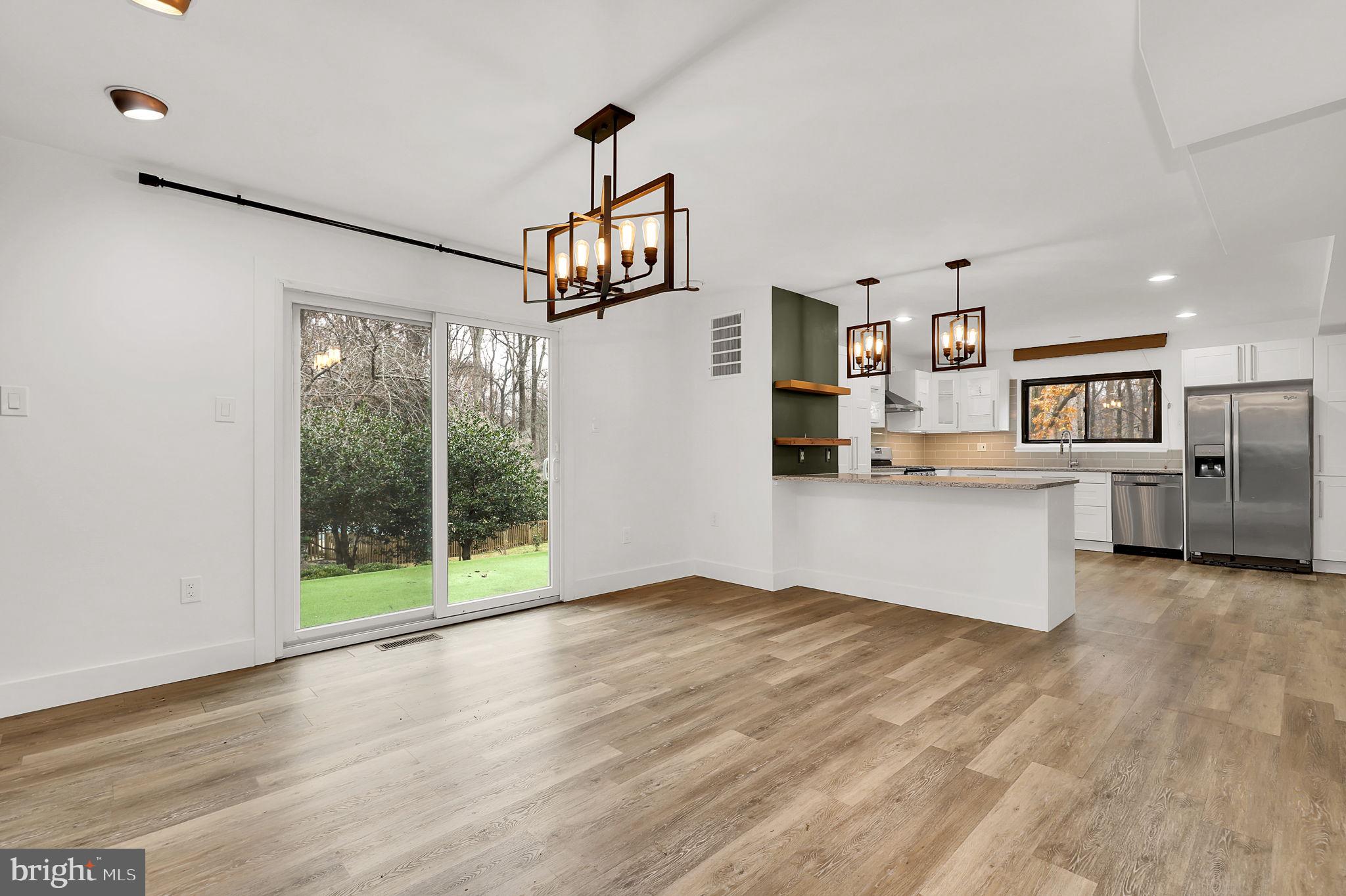 11129 WOOD ELVES WAY