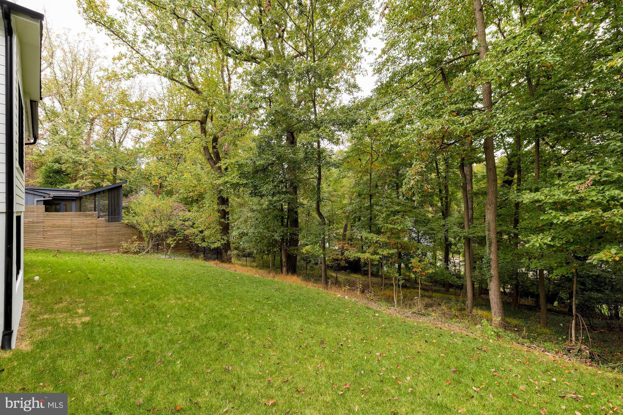 WOODLAND ACRES - Residential