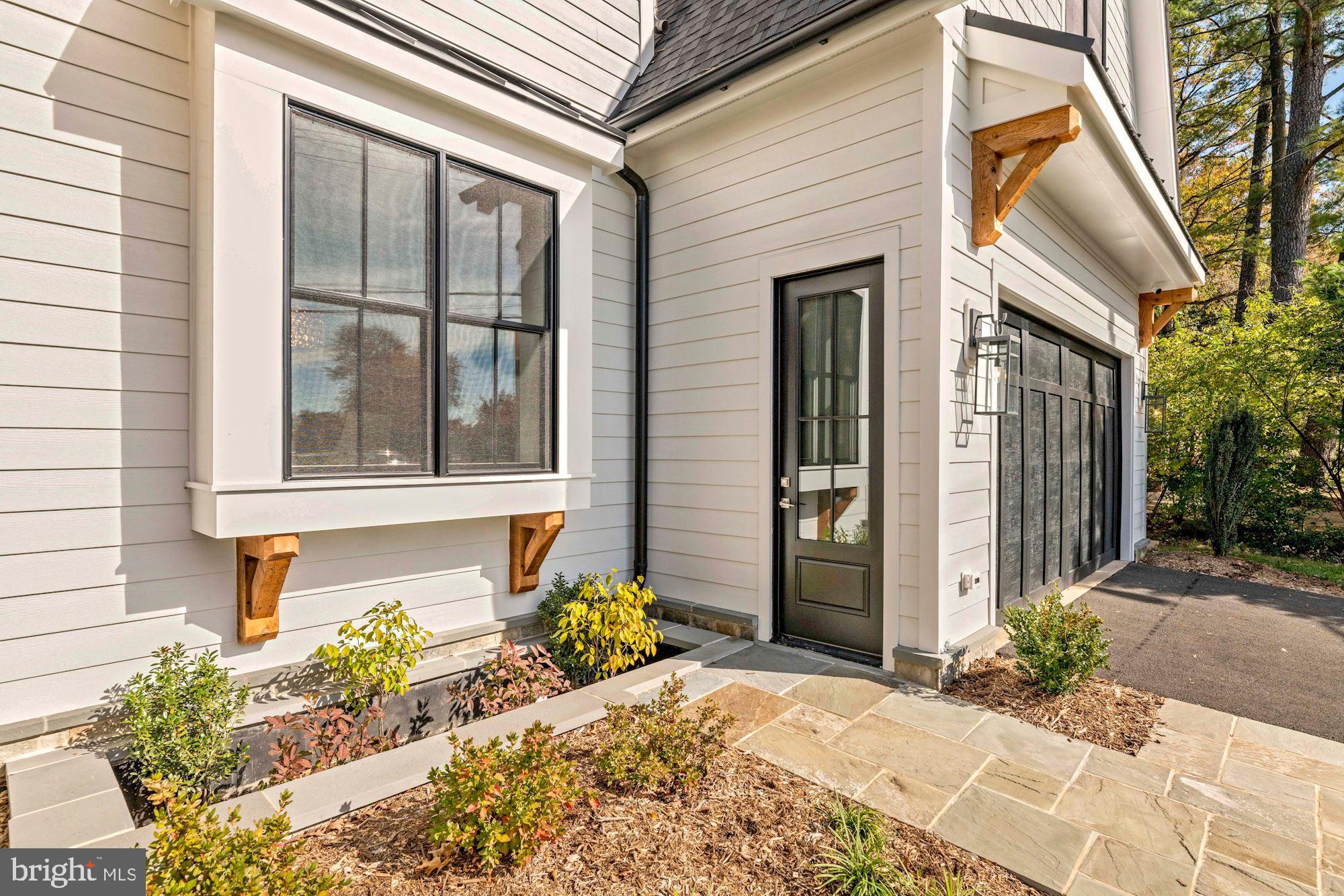 WOODLAND ACRES - Residential