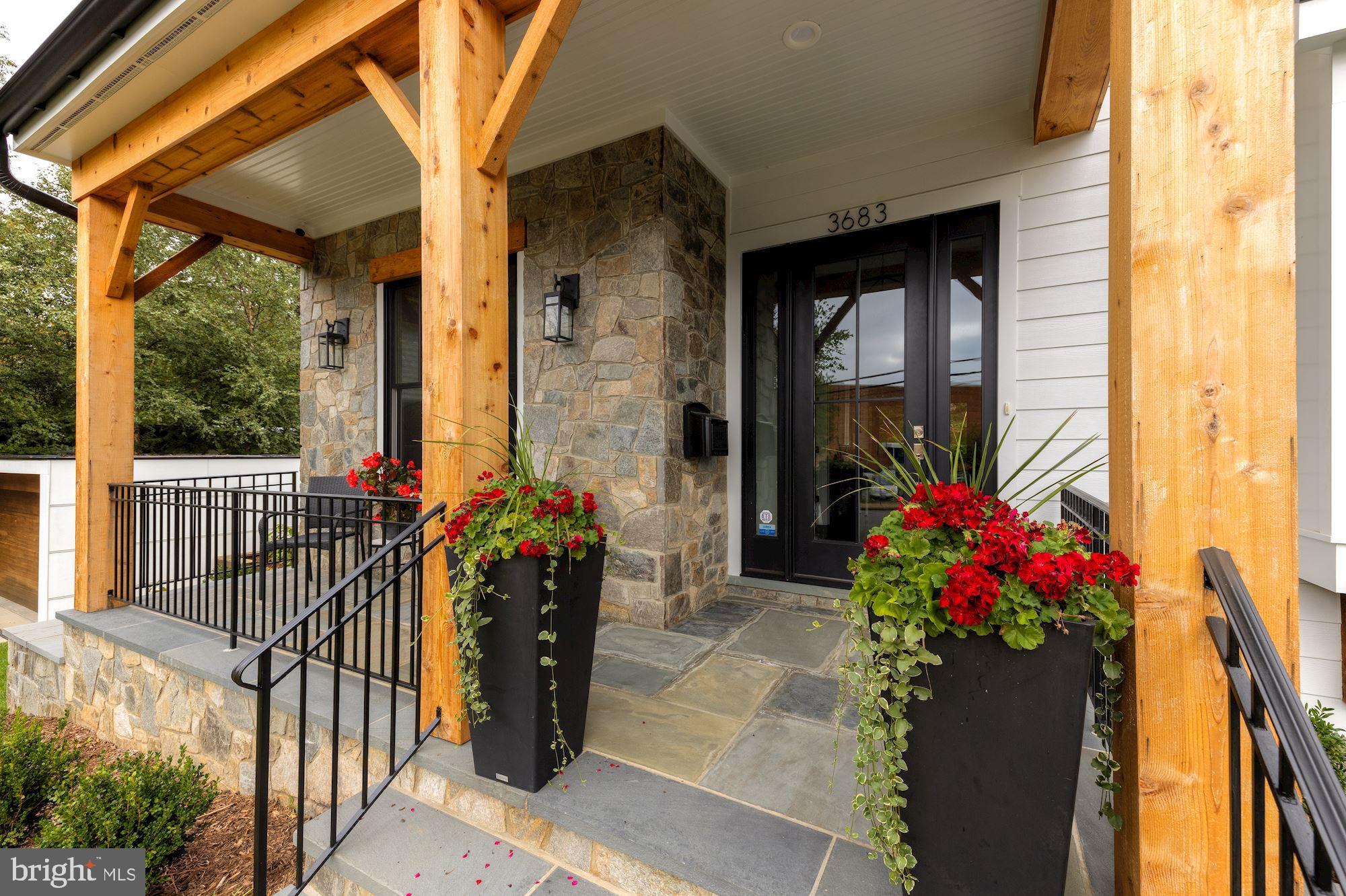 WOODLAND ACRES - Residential