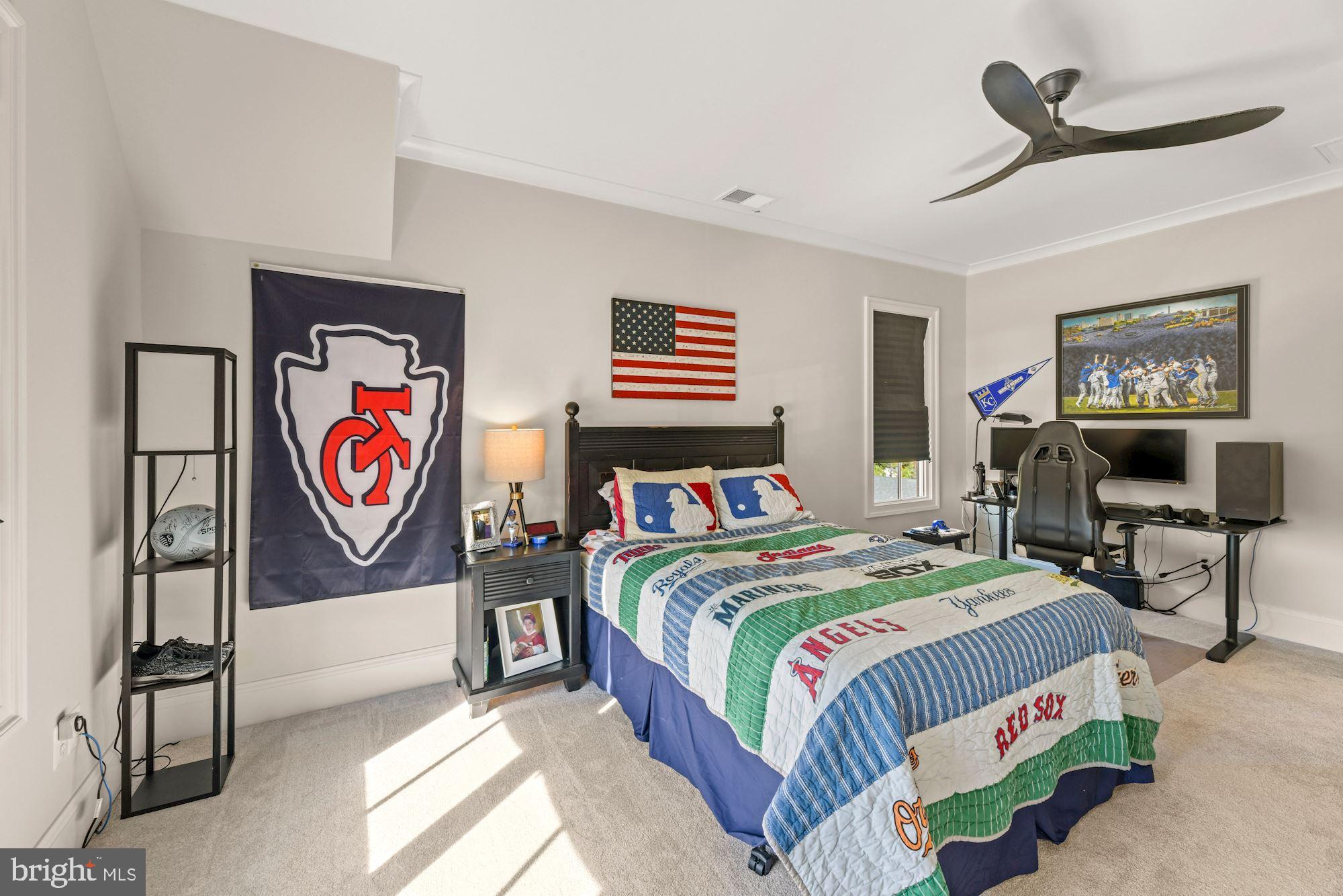 WOODLAND ACRES - Residential