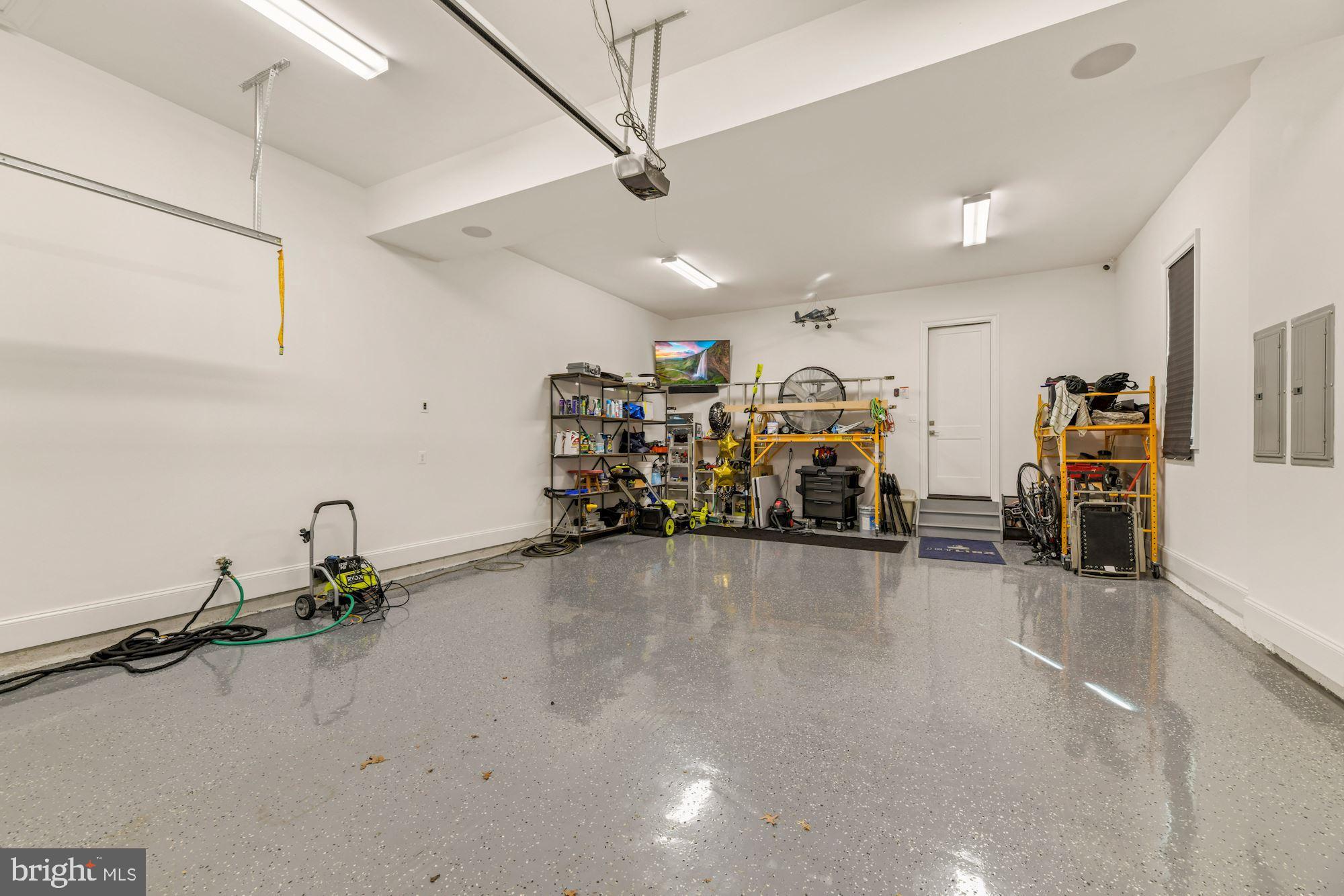 WOODLAND ACRES - Residential