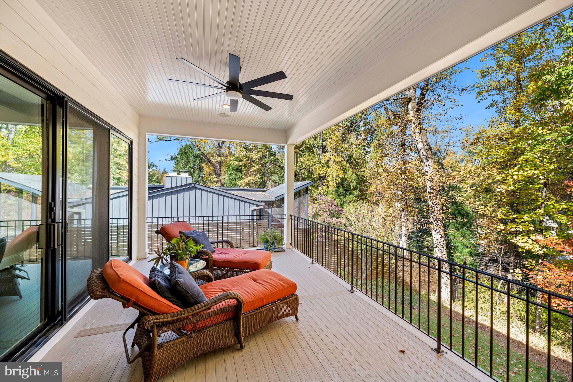 WOODLAND ACRES - Residential