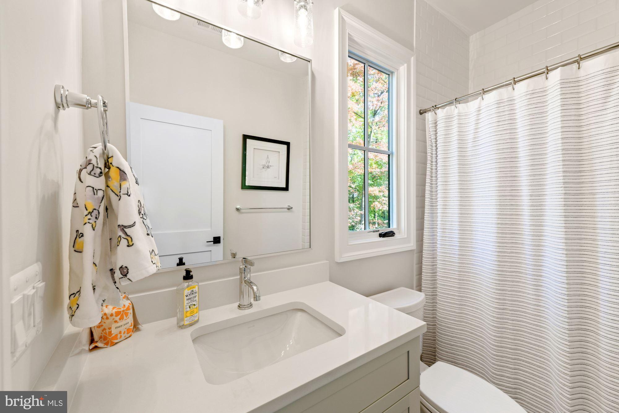 WOODLAND ACRES - Residential