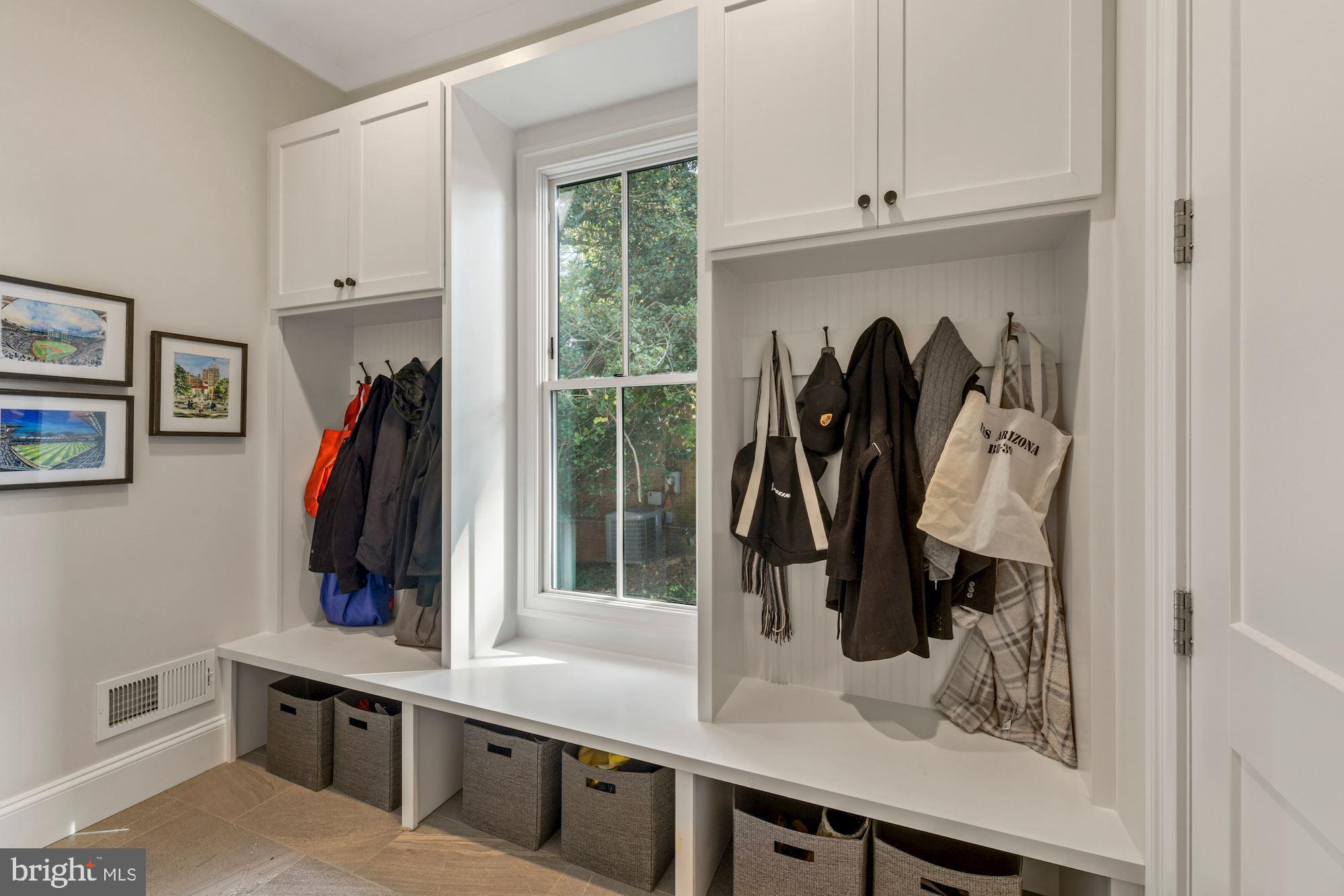 WOODLAND ACRES - Residential