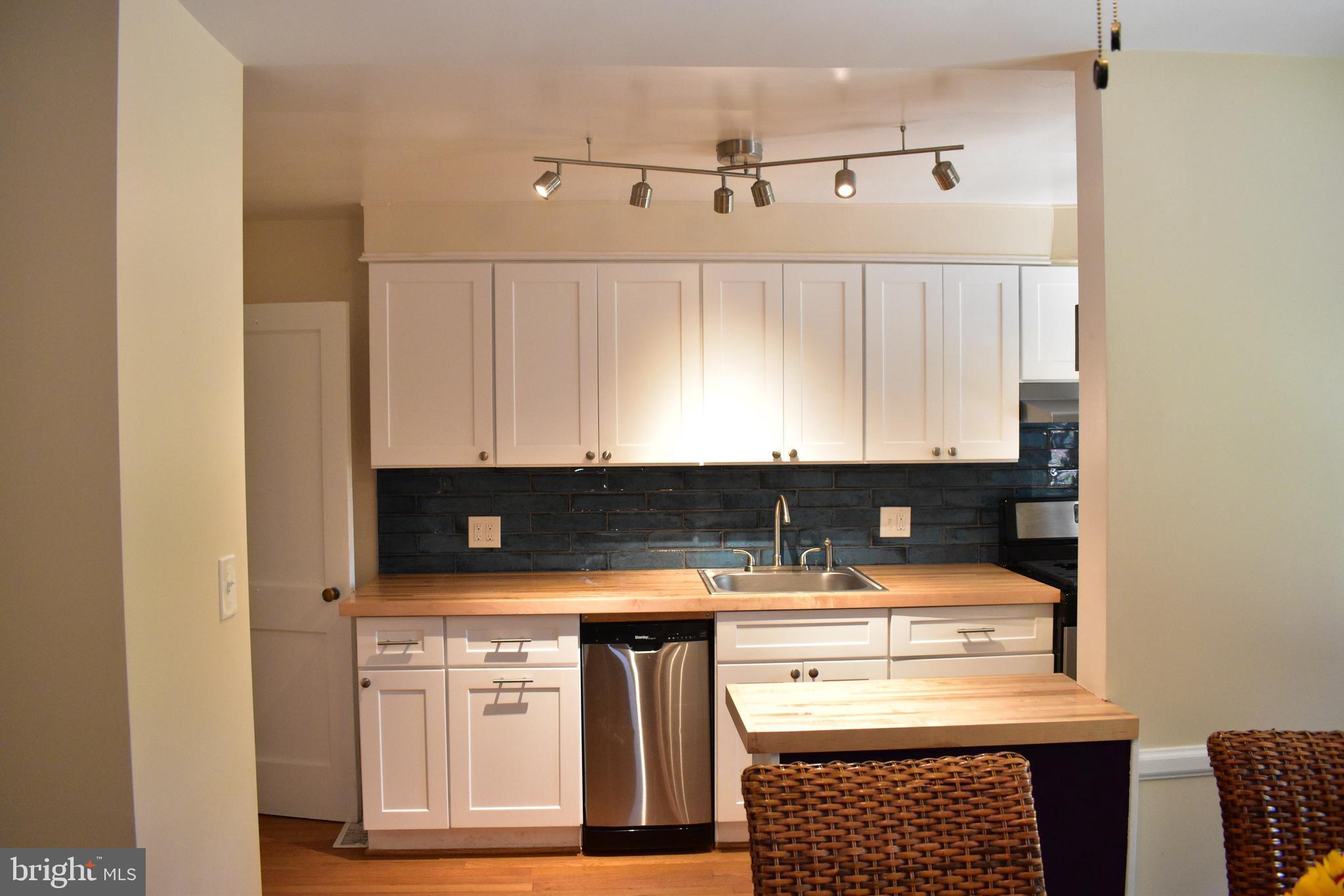 MEDFIELD - Residential