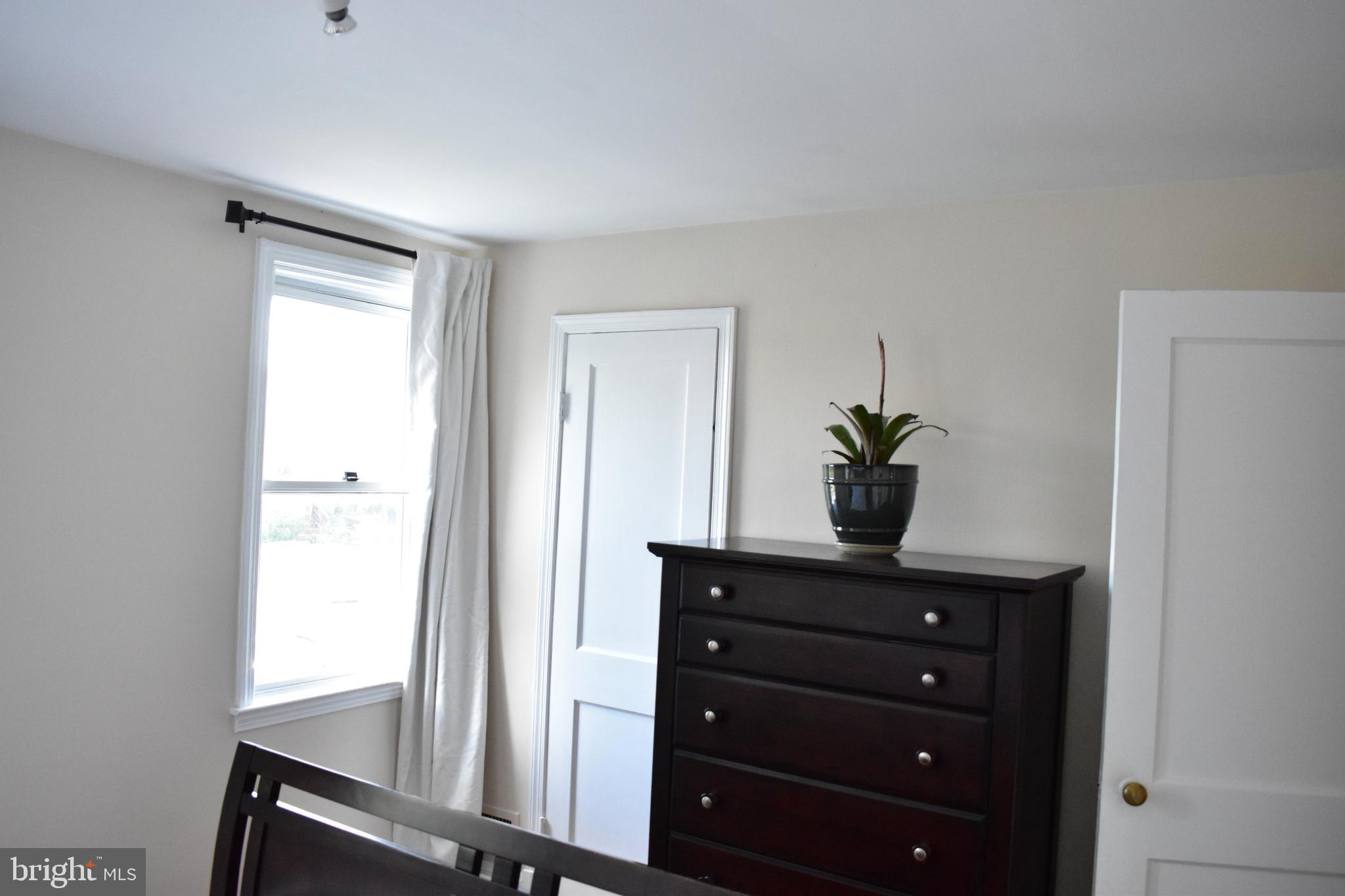 MEDFIELD - Residential