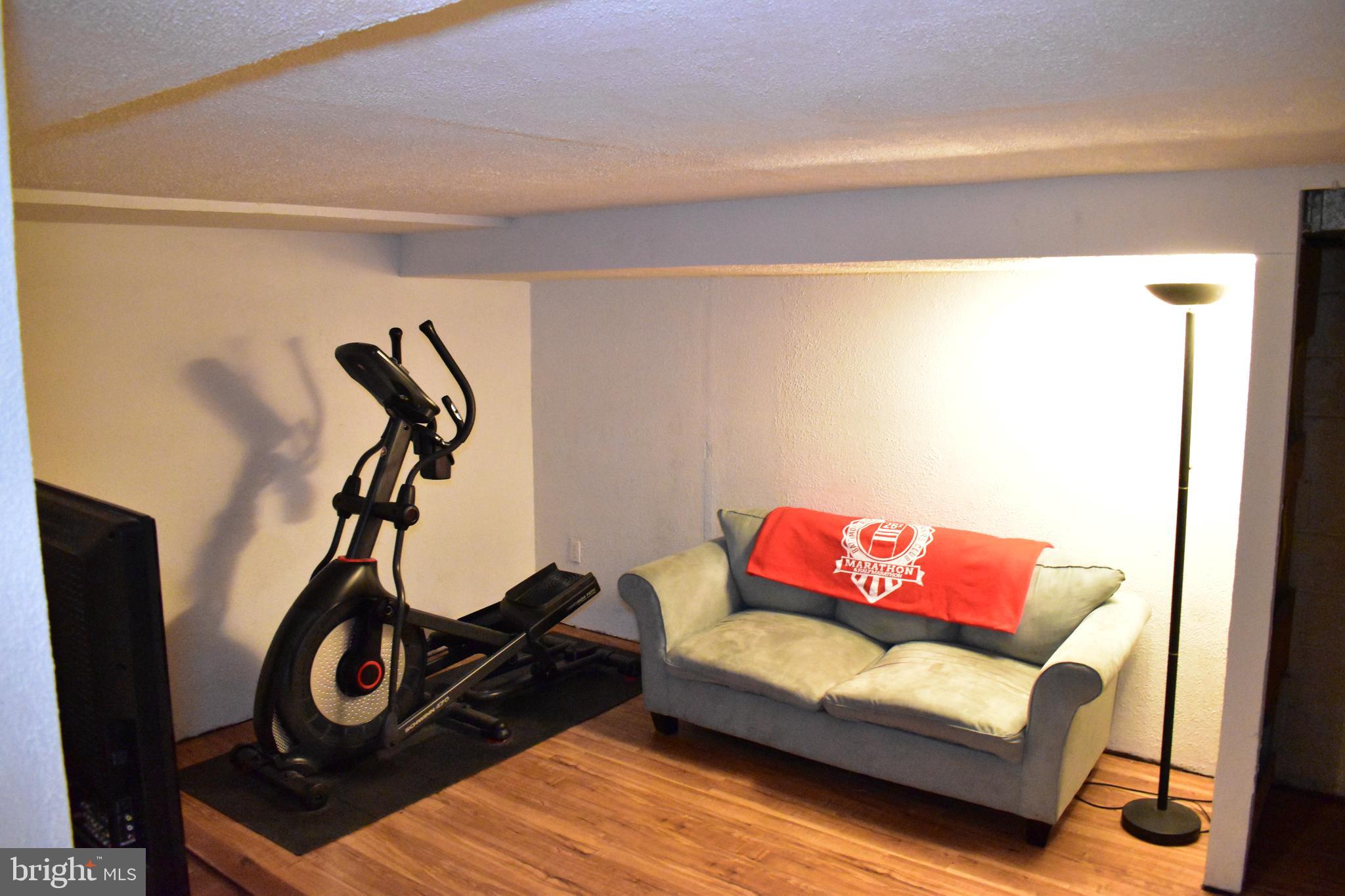 MEDFIELD - Residential