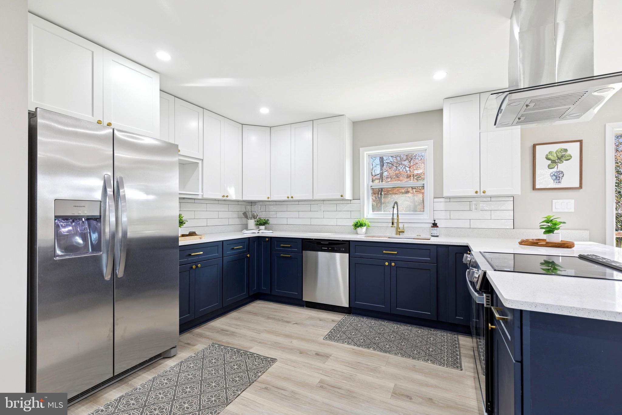 786 ROLLING VIEW DRIVE