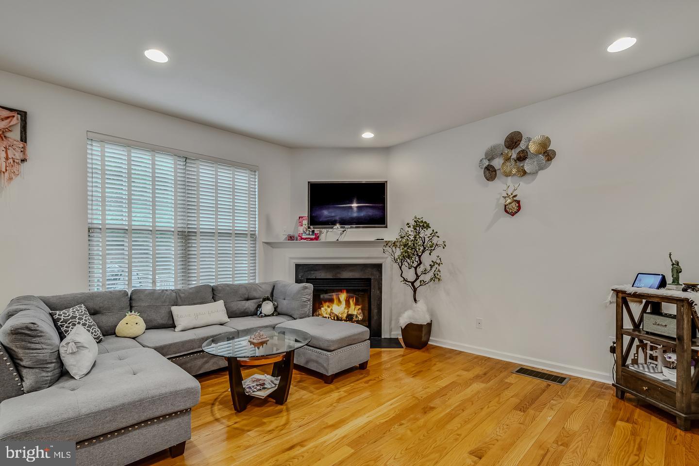 WALNUT GROVE - Residential