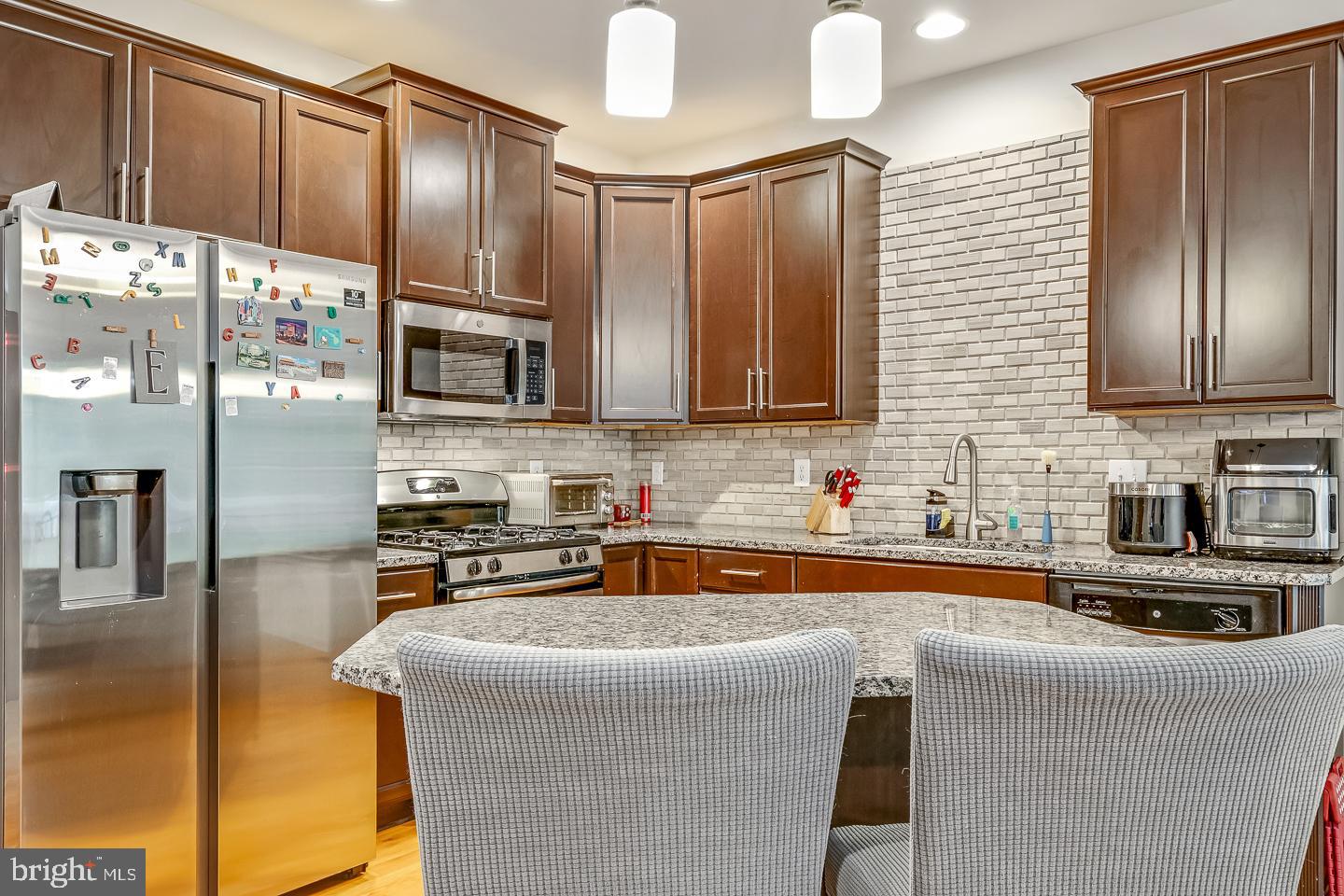 WALNUT GROVE - Residential