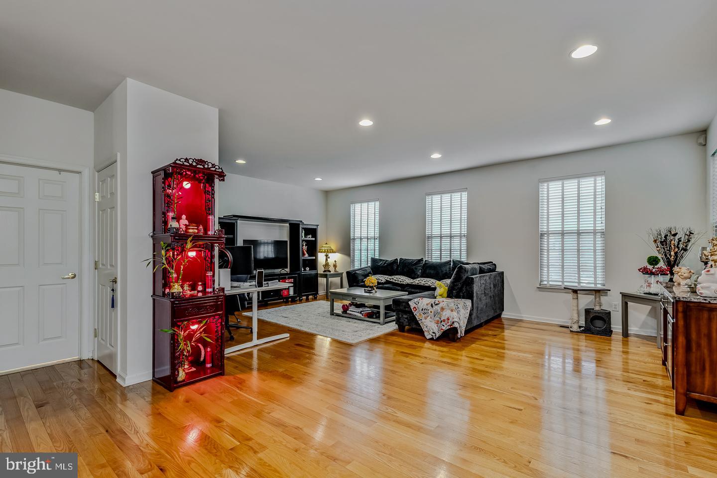 WALNUT GROVE - Residential
