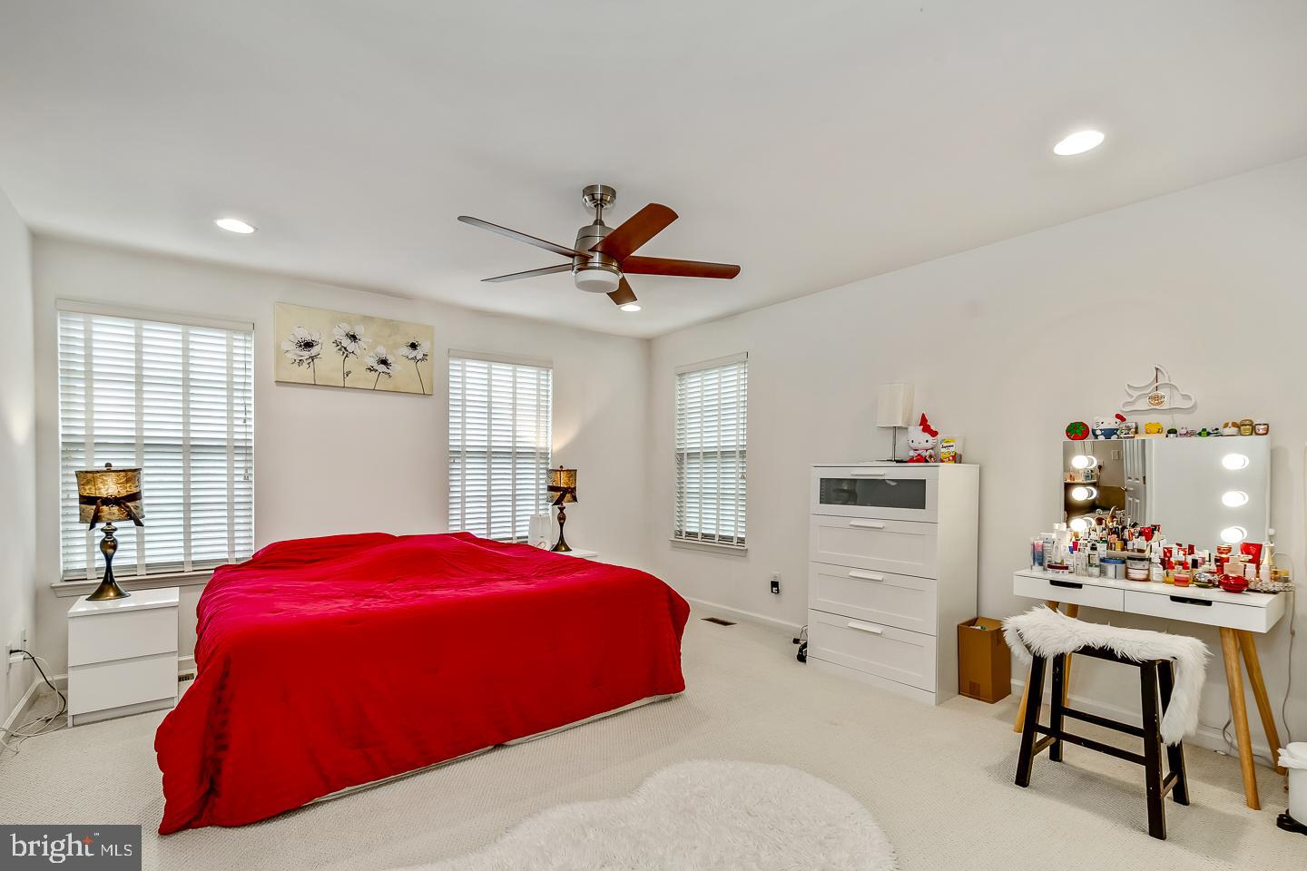 WALNUT GROVE - Residential
