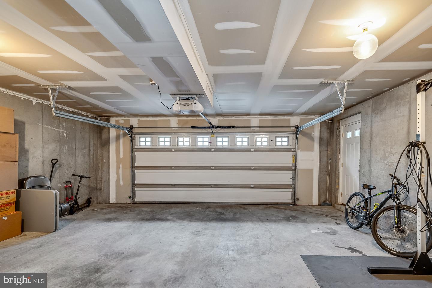WALNUT GROVE - Residential