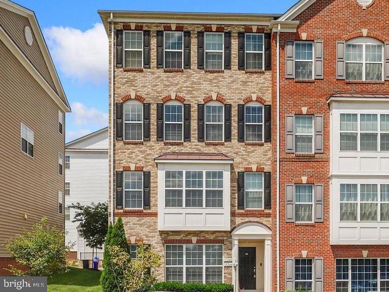 POTOMAC CLUB II - Residential