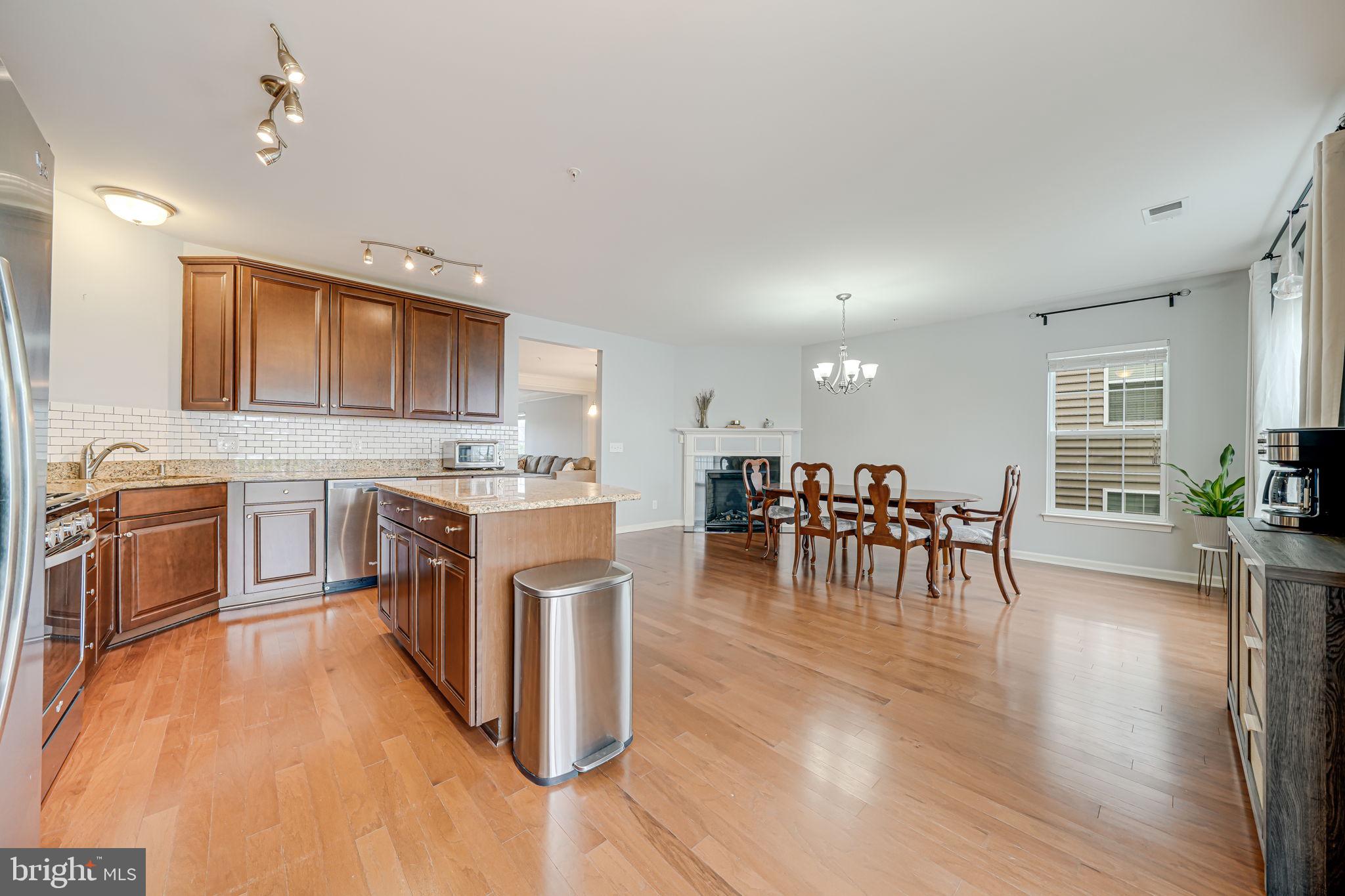 POTOMAC CLUB II - Residential