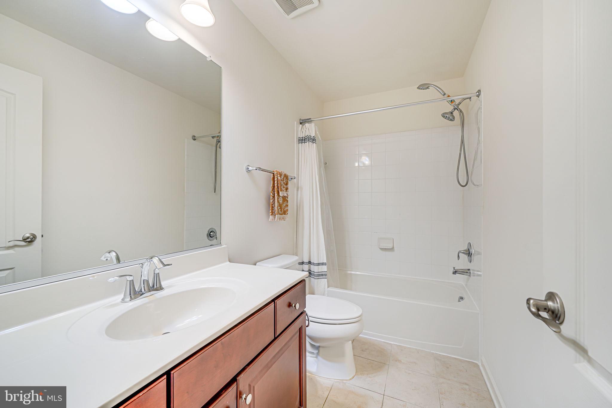 POTOMAC CLUB II - Residential