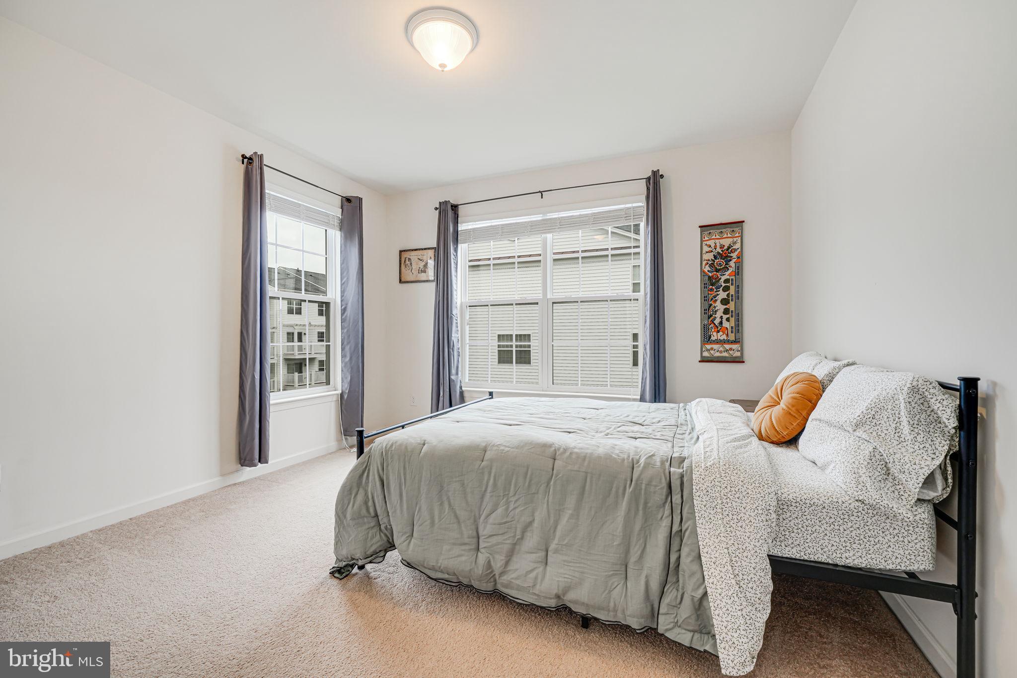 POTOMAC CLUB II - Residential