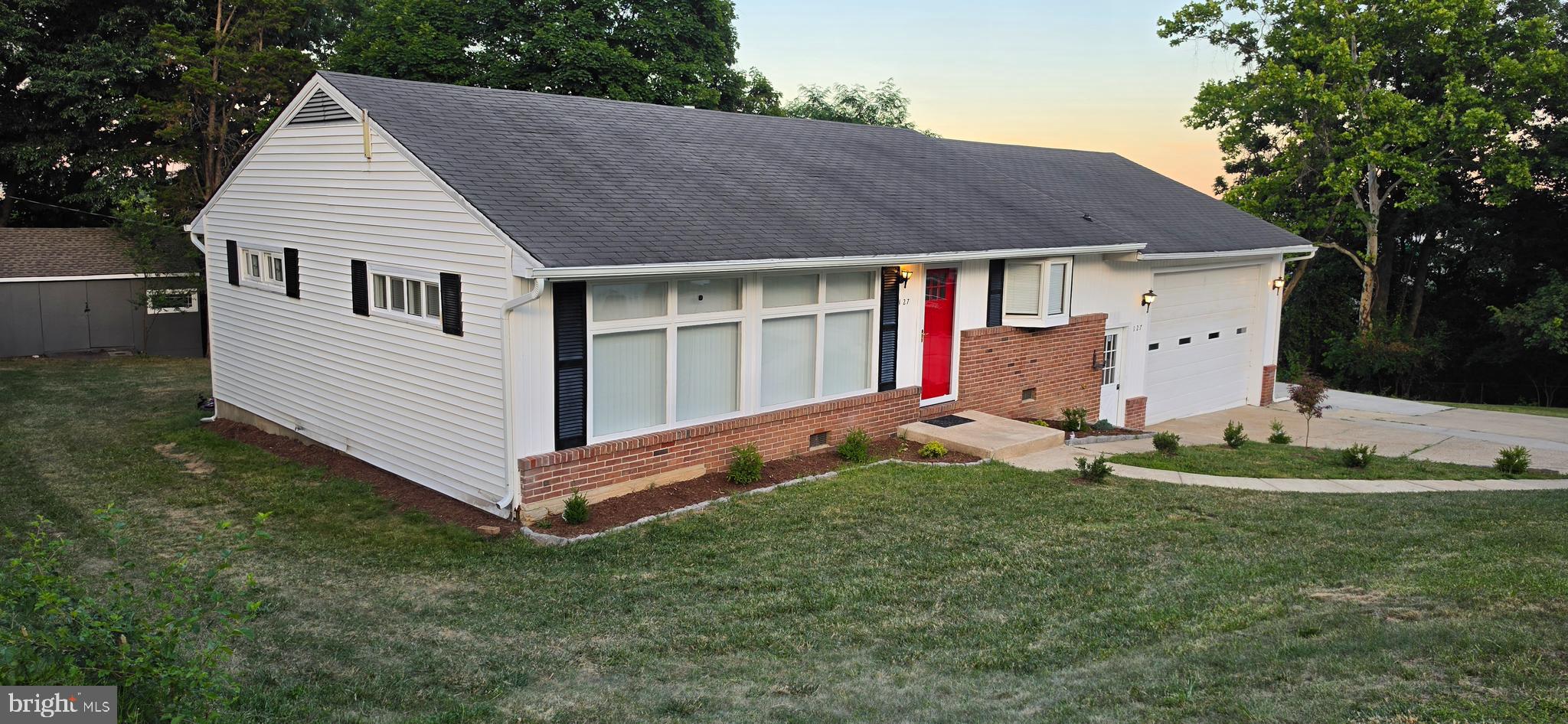 127 SHELLY ROAD