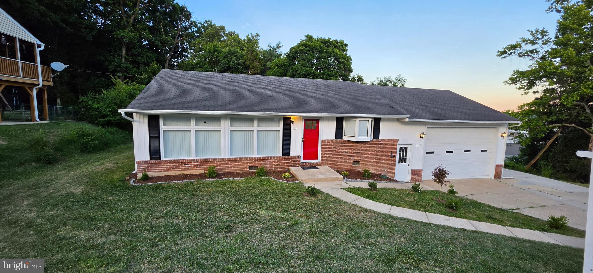 127 SHELLY ROAD