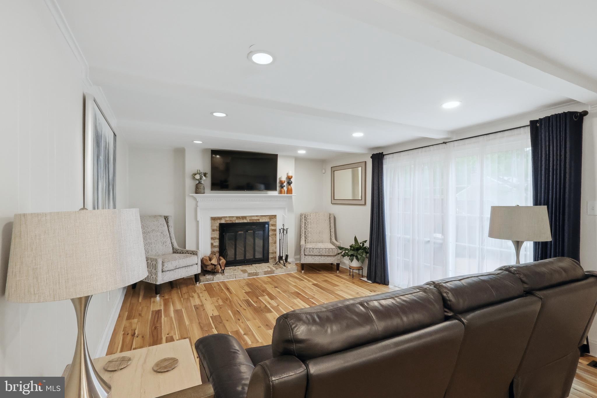TANTALLON HILLS - Residential