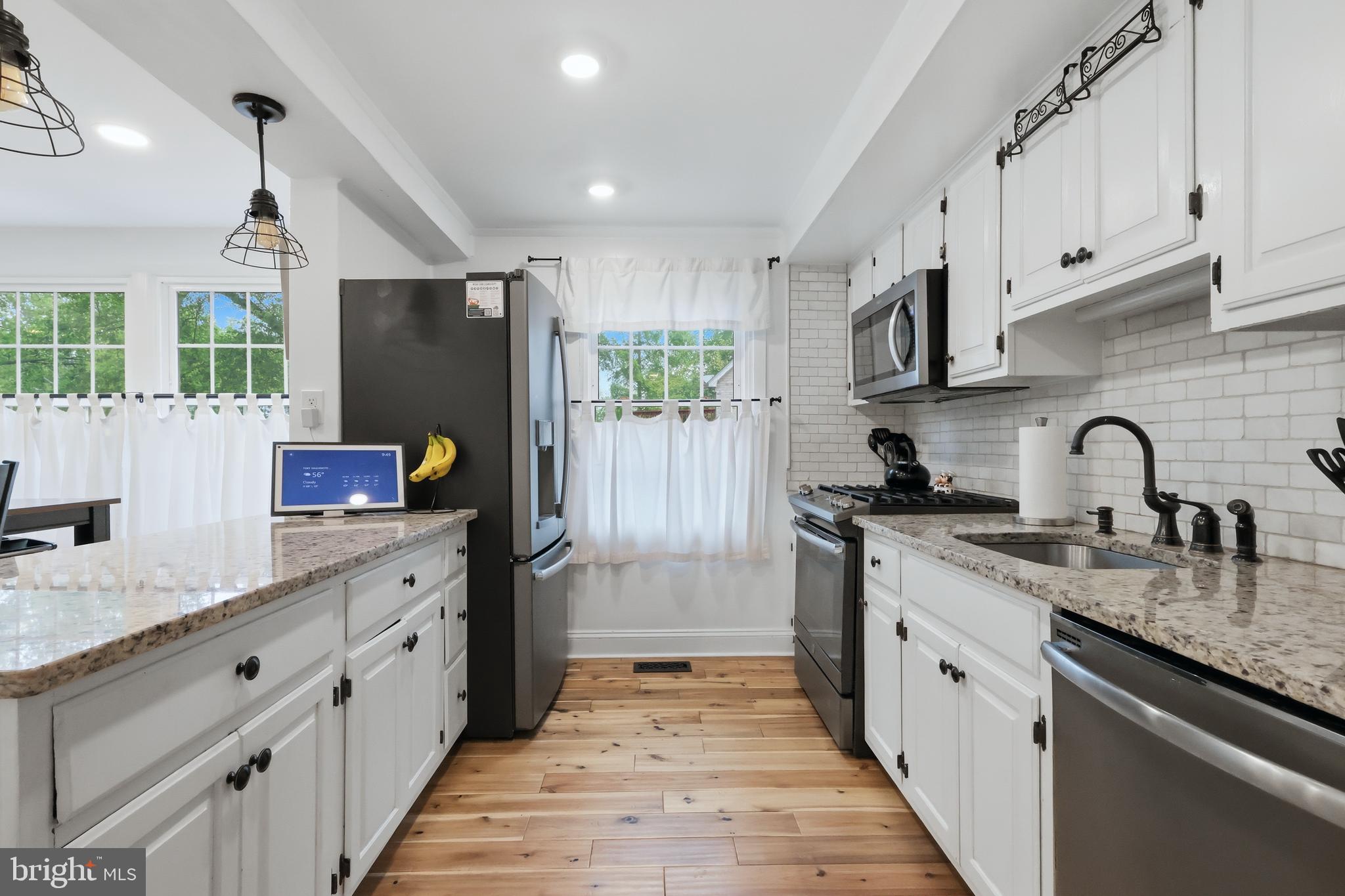 TANTALLON HILLS - Residential