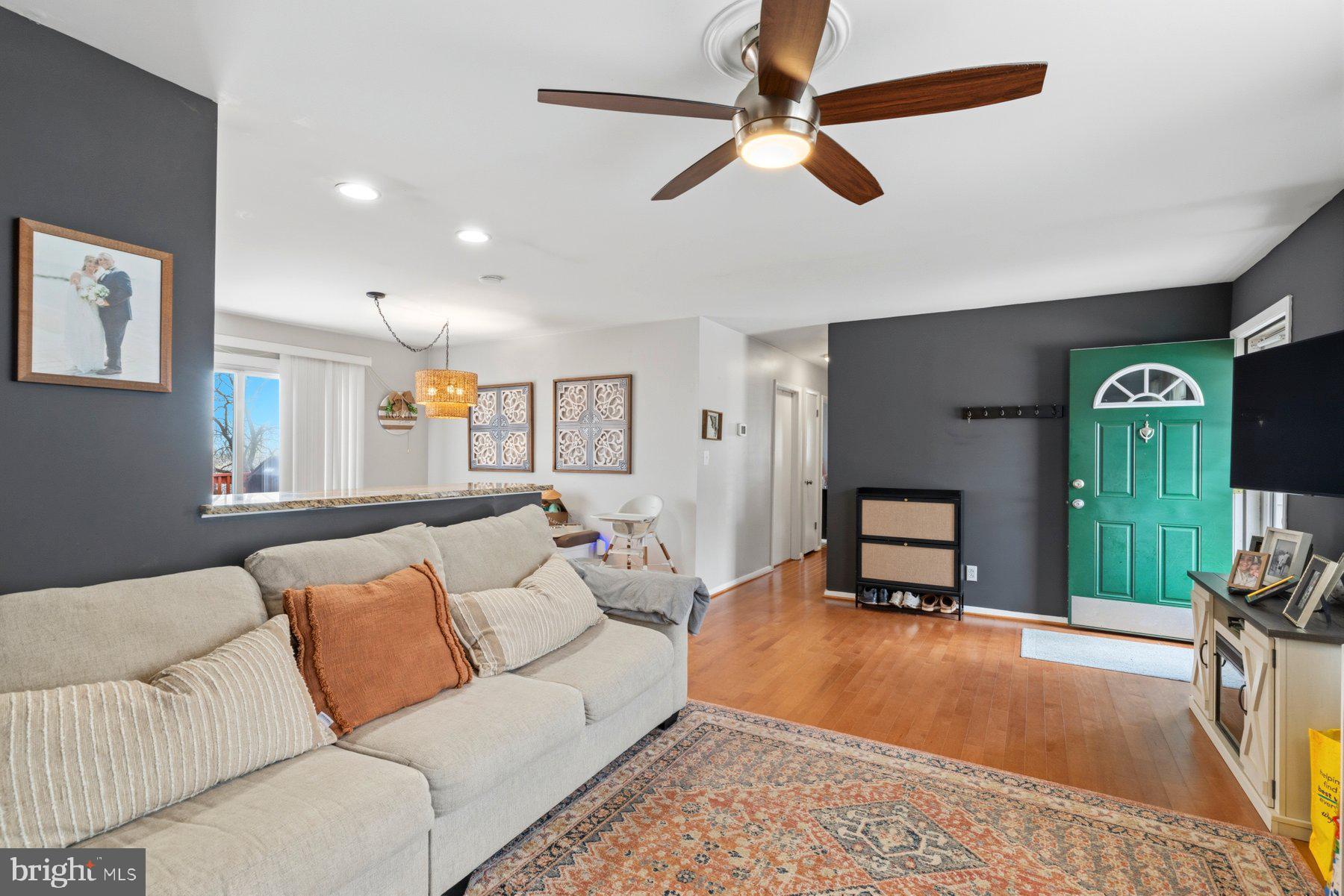 PARKVILLE/CARNEY - Residential