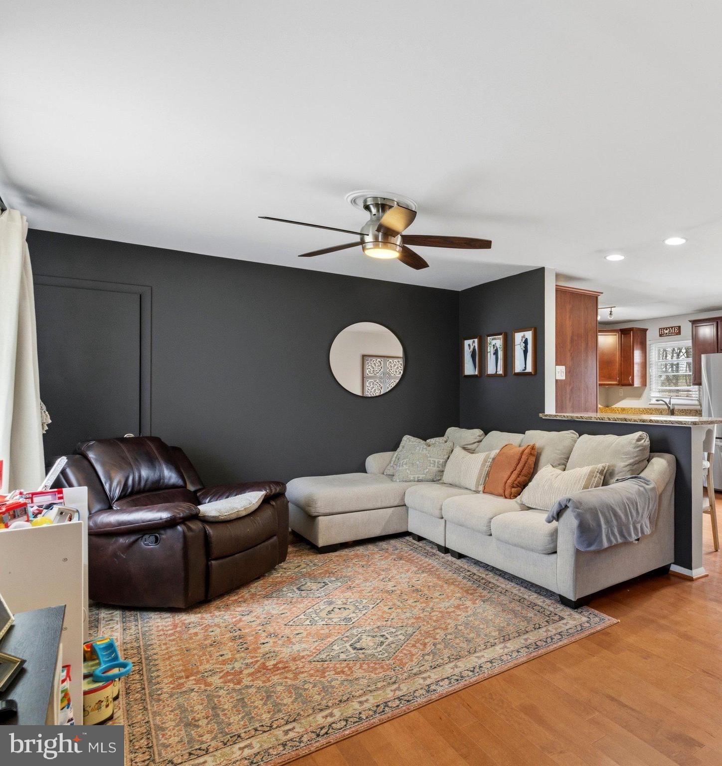 PARKVILLE/CARNEY - Residential
