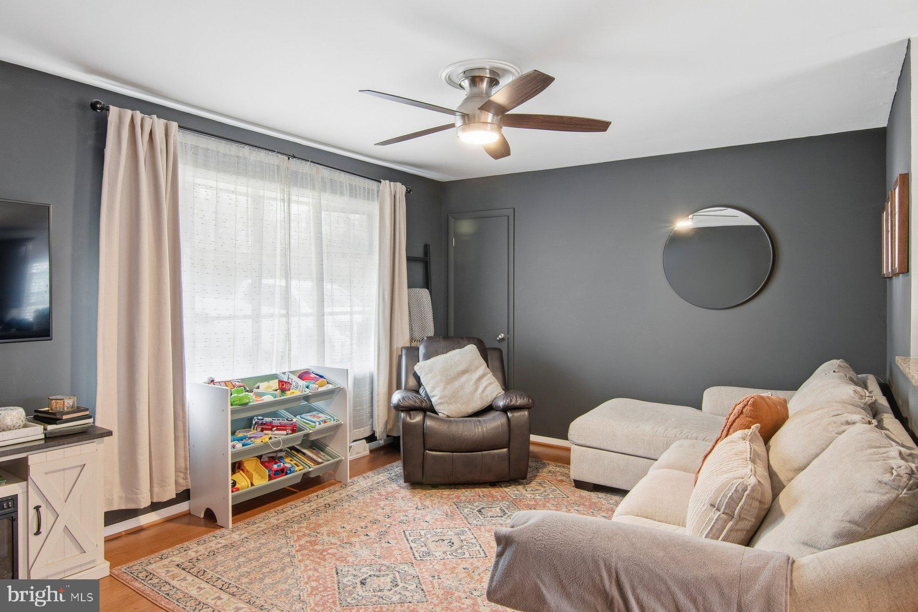 PARKVILLE/CARNEY - Residential