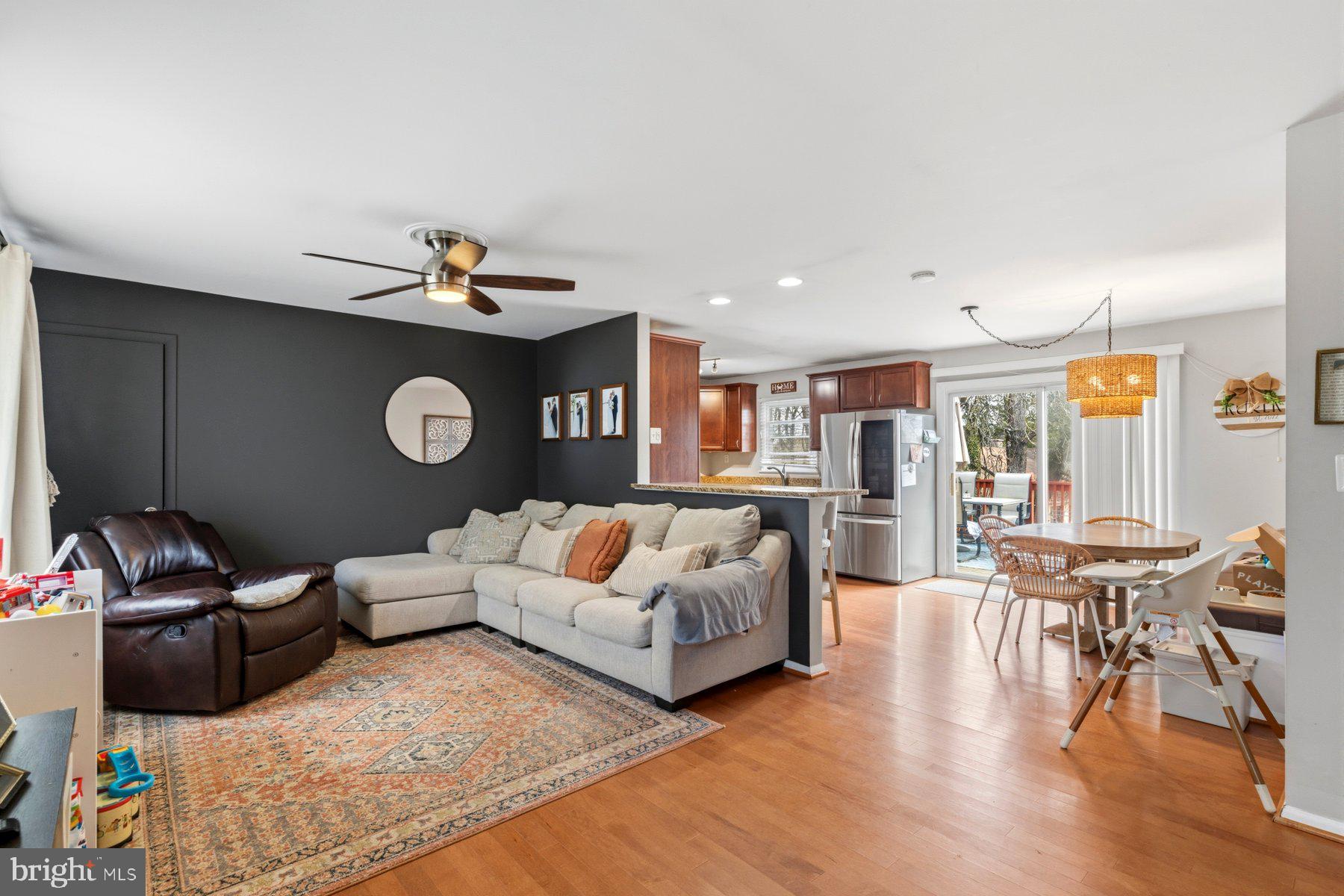 PARKVILLE/CARNEY - Residential