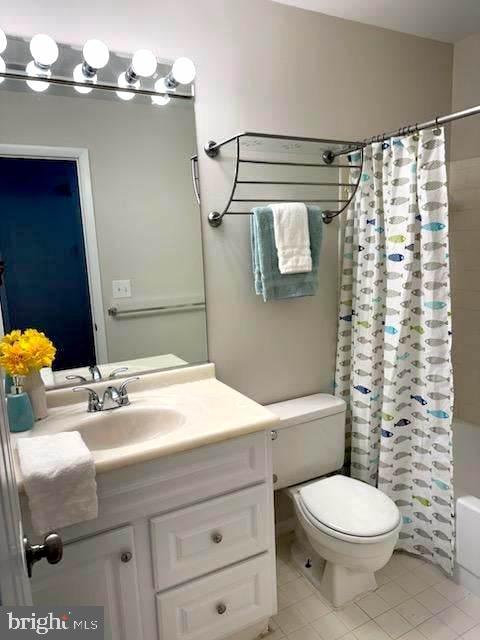 WOODLAND VILLAGE - Residential