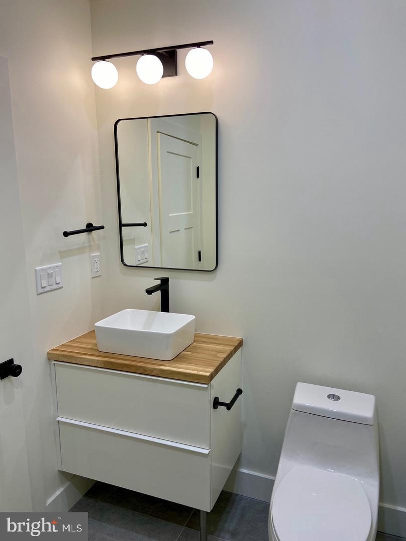 POWELTON VILLAGE - Residential Lease