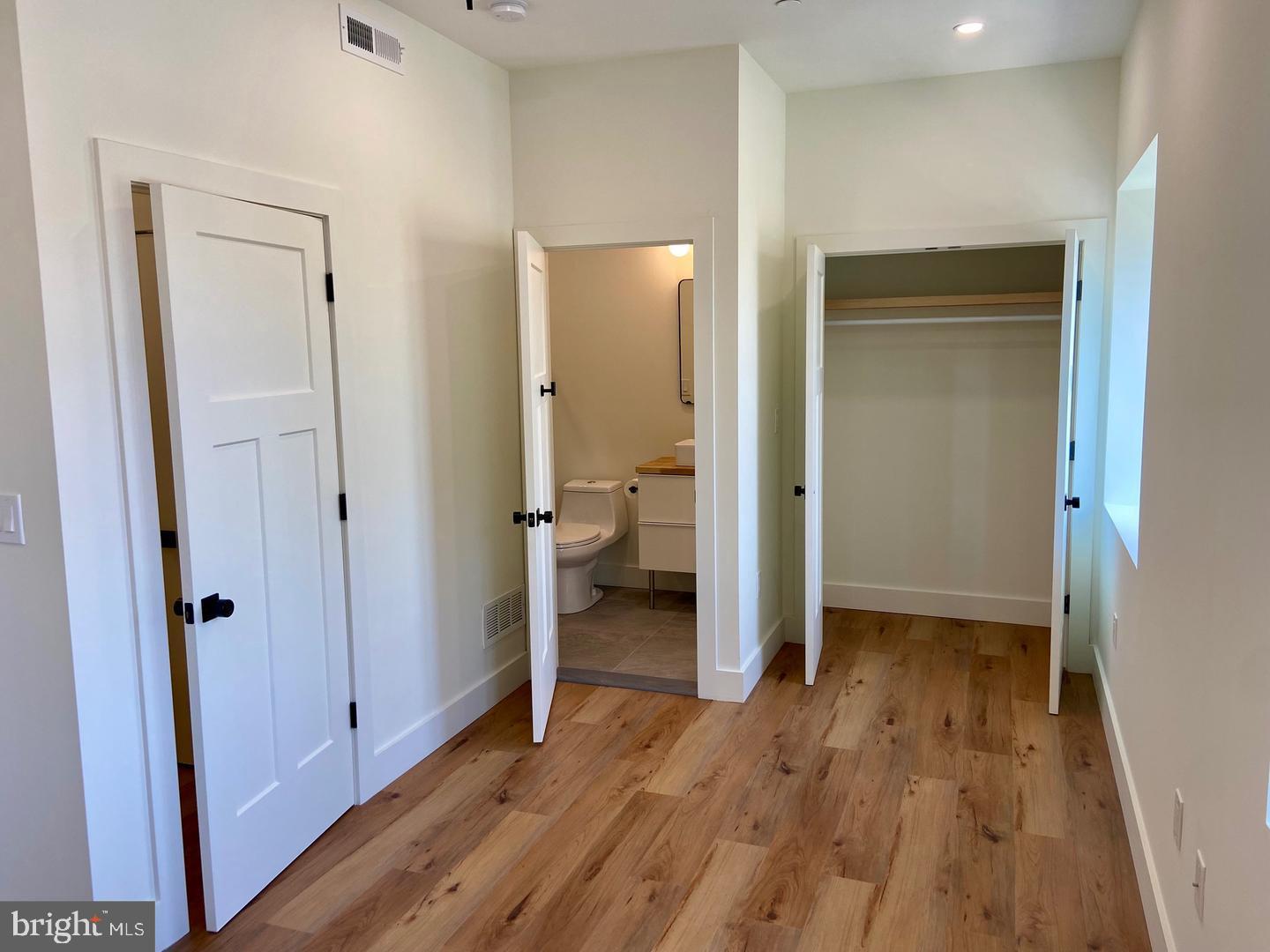 POWELTON VILLAGE - Residential Lease