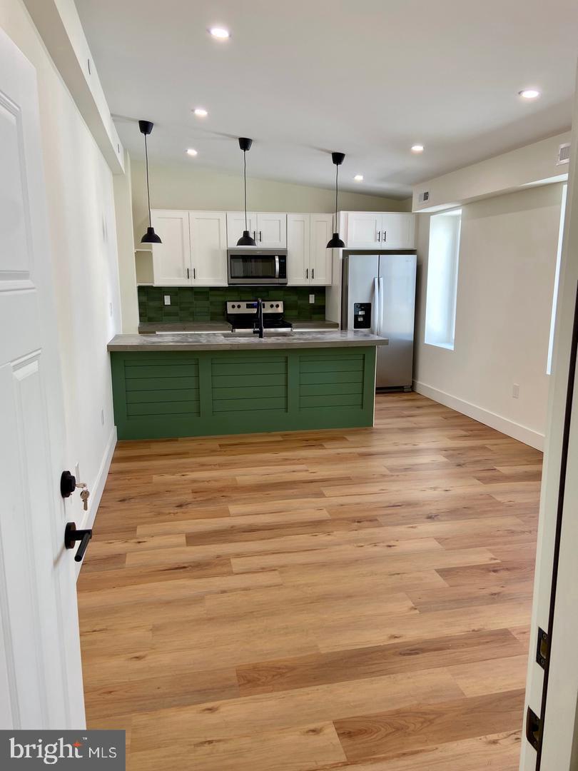 POWELTON VILLAGE - Residential Lease