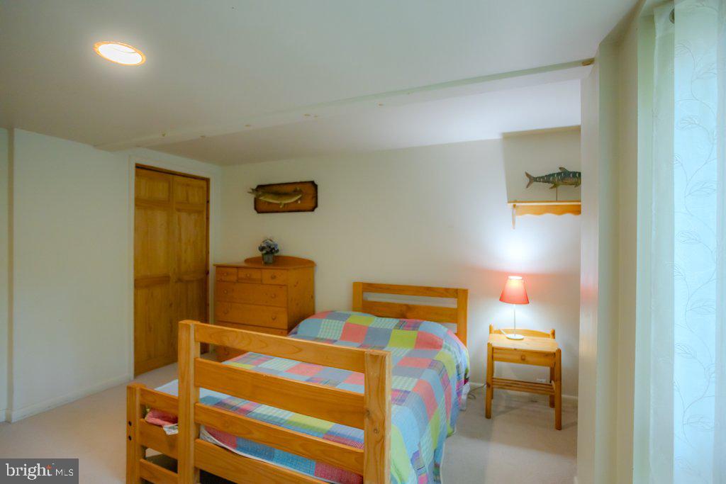 ALPINE LAKE RESORT - Residential