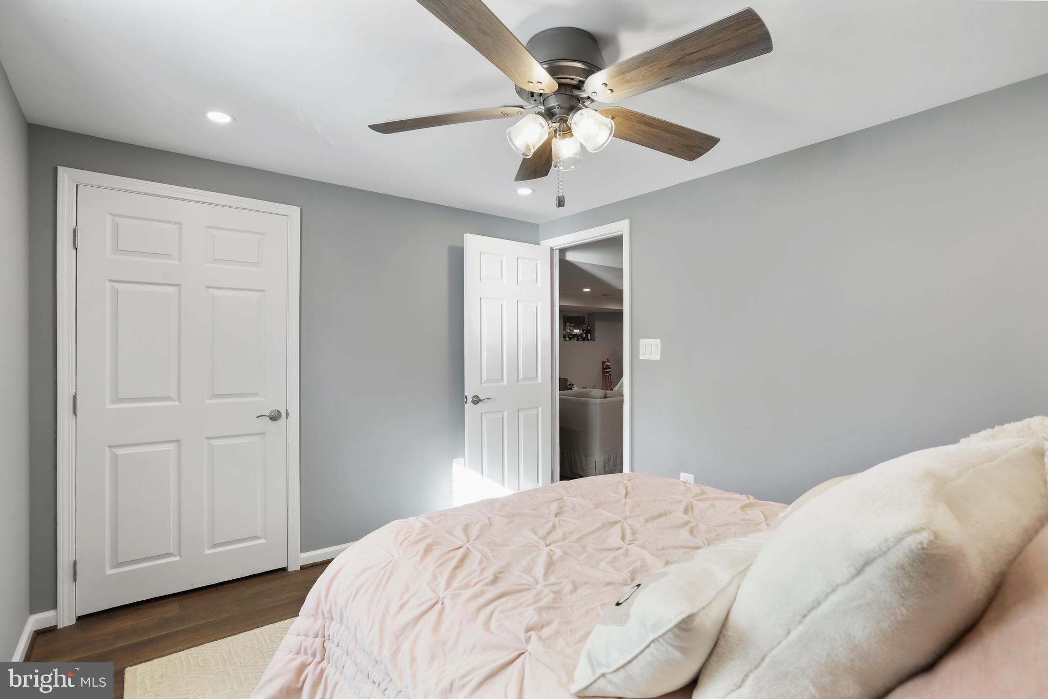 MEADOWBROOK ESTATES - Residential