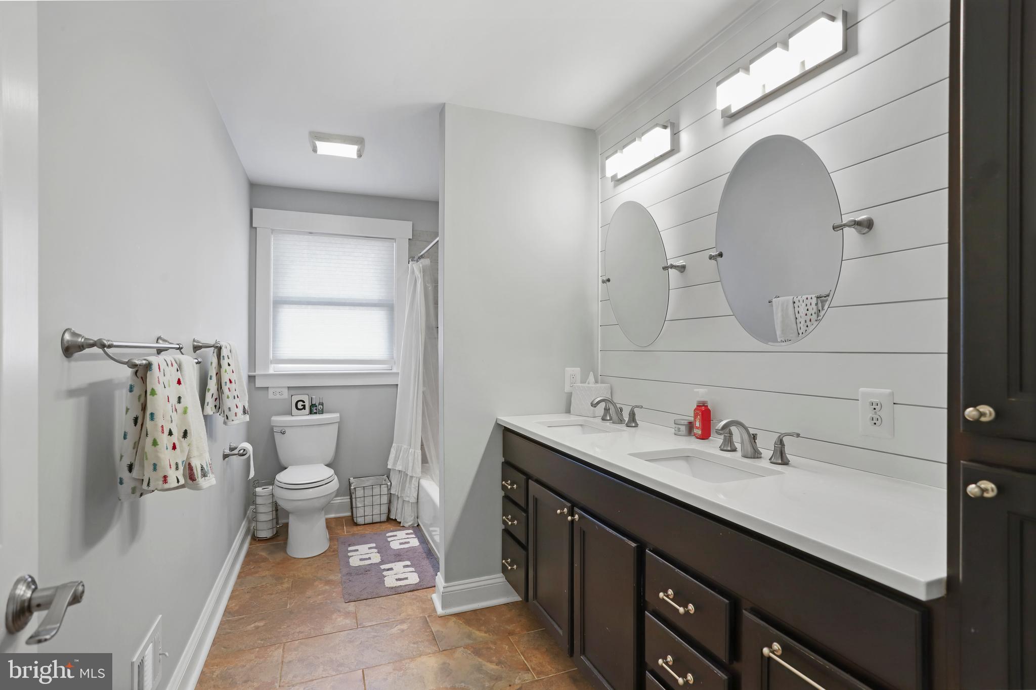 MEADOWBROOK ESTATES - Residential