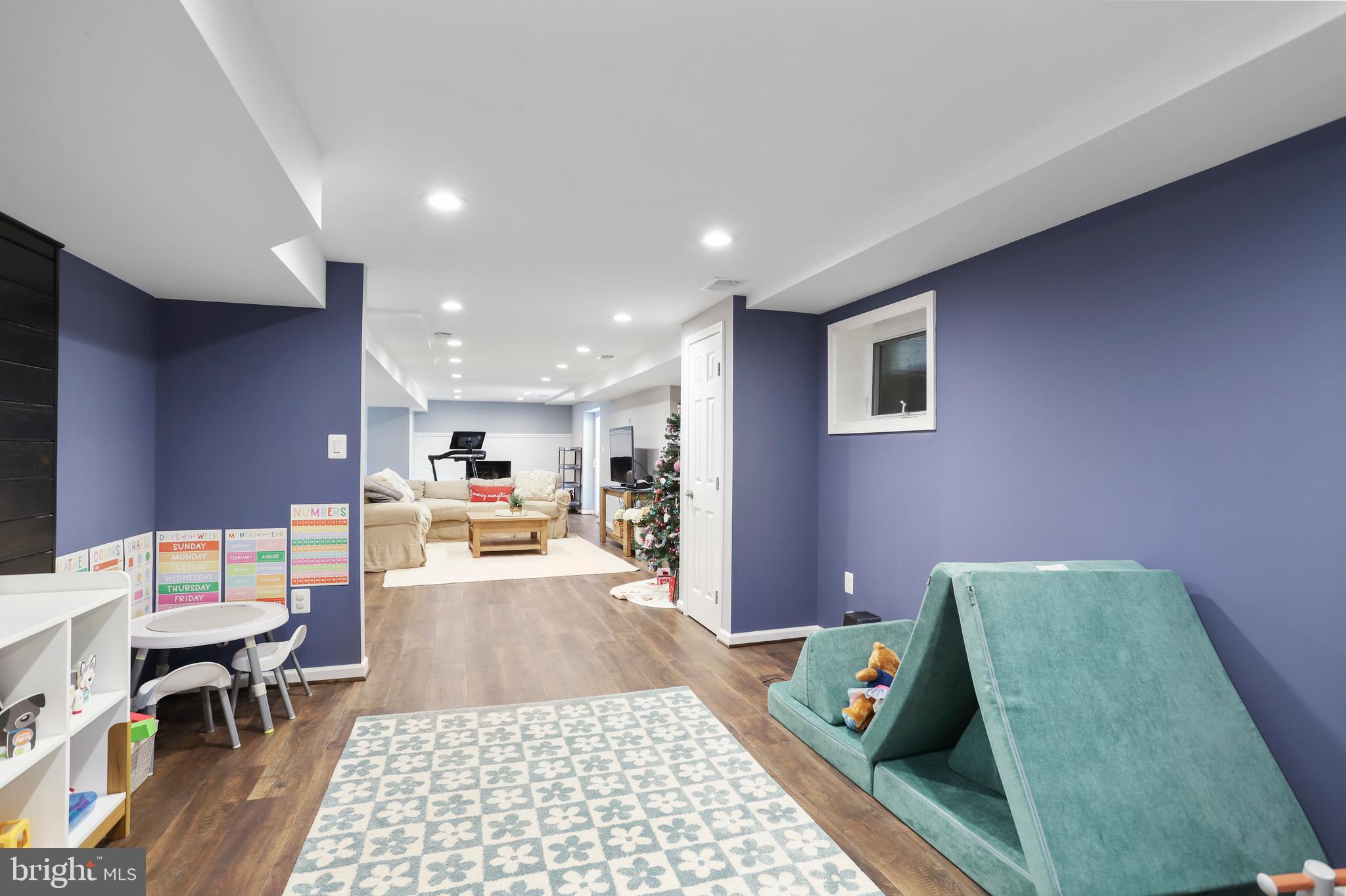 MEADOWBROOK ESTATES - Residential